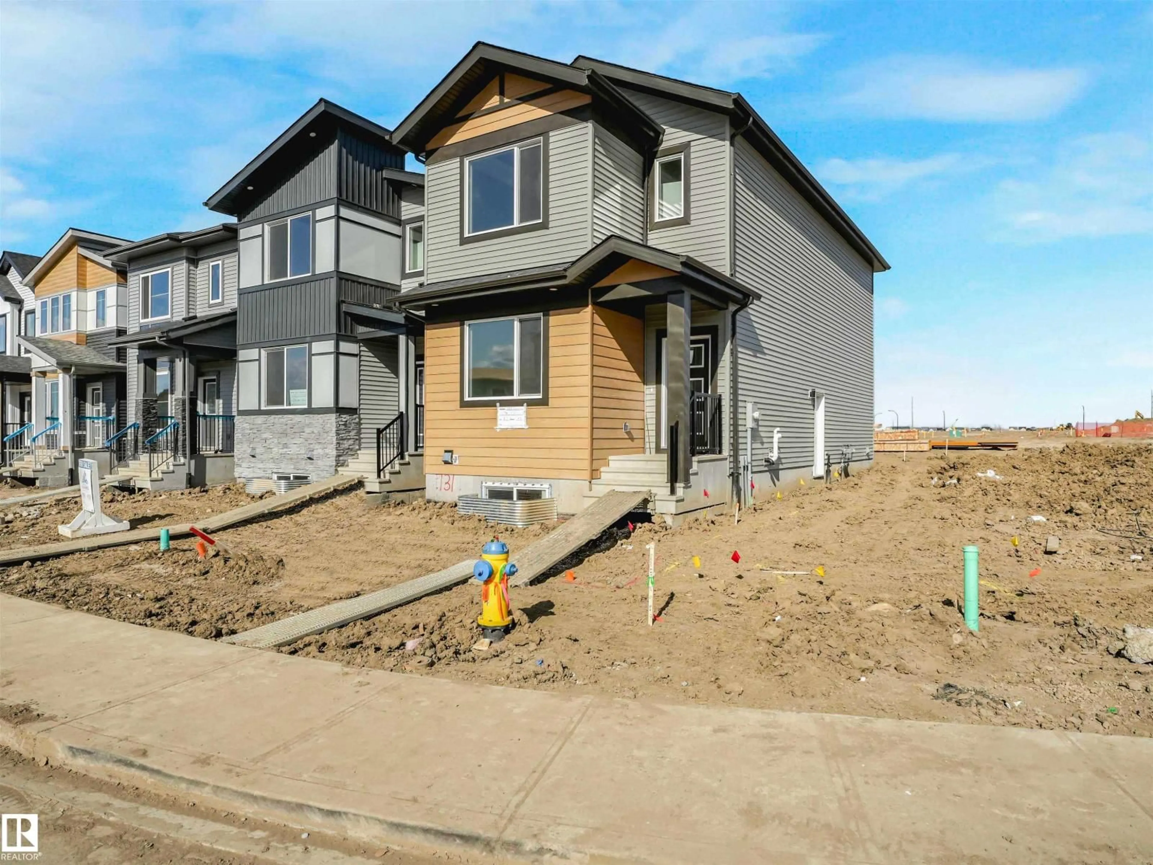 Unknown for 731 30 ST, Edmonton Alberta T6X3M3