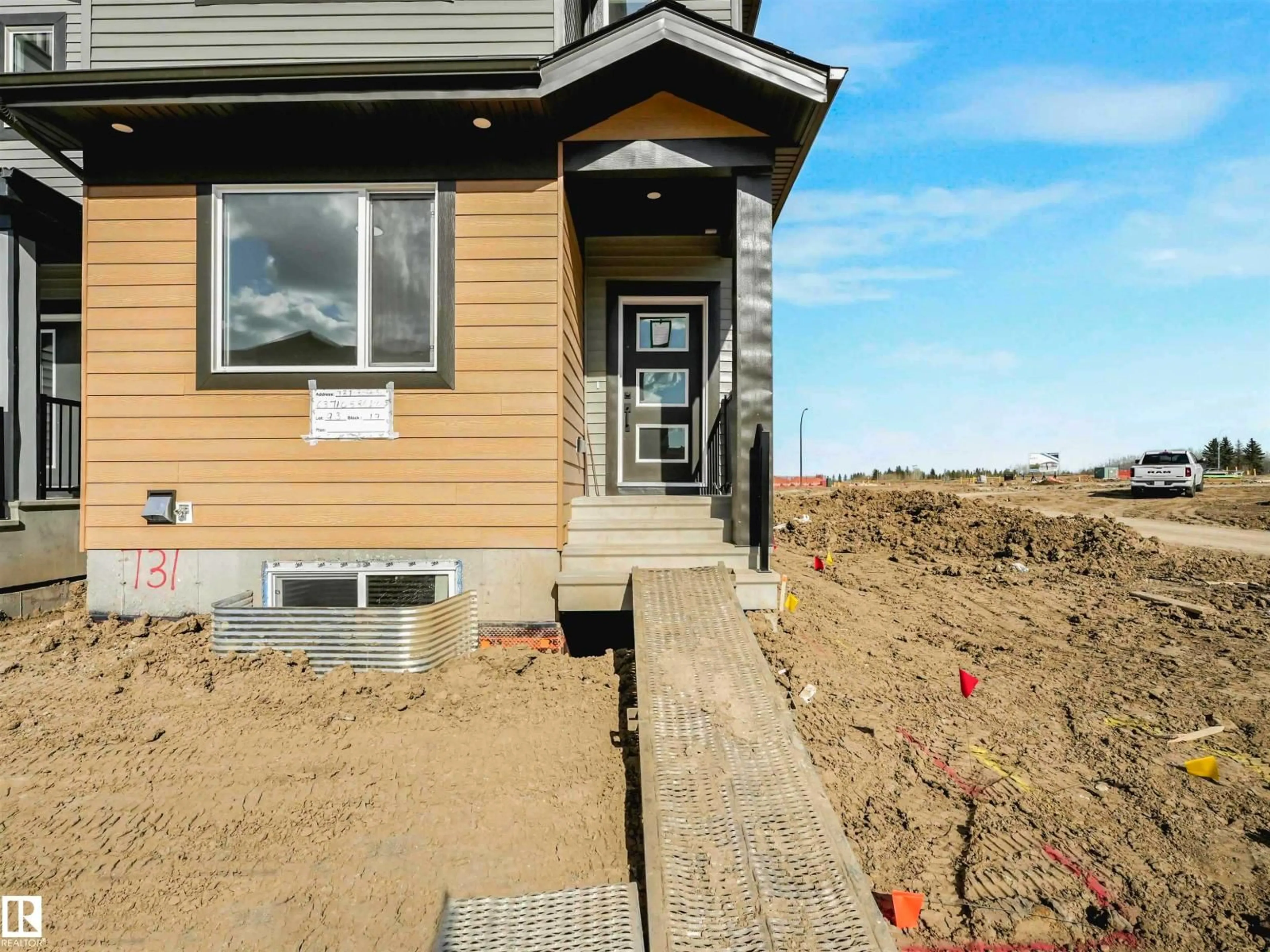 Home with vinyl exterior material, street for 731 30 ST, Edmonton Alberta T6X3M3