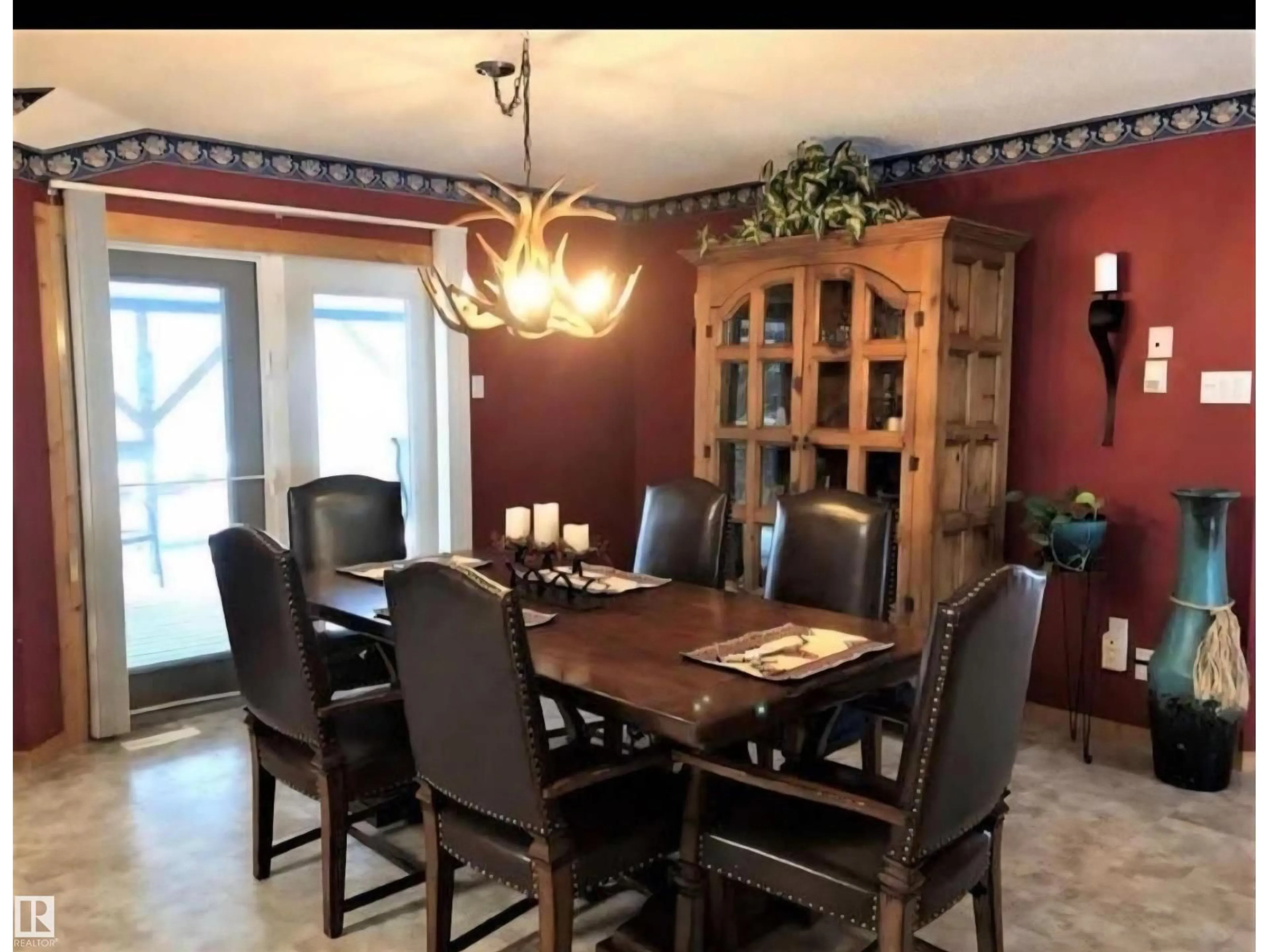 Dining room, wood/laminate floor for 0 0 - 460059 RGE ROAD 24, Rural Wetaskiwin County Alberta T0C2V0