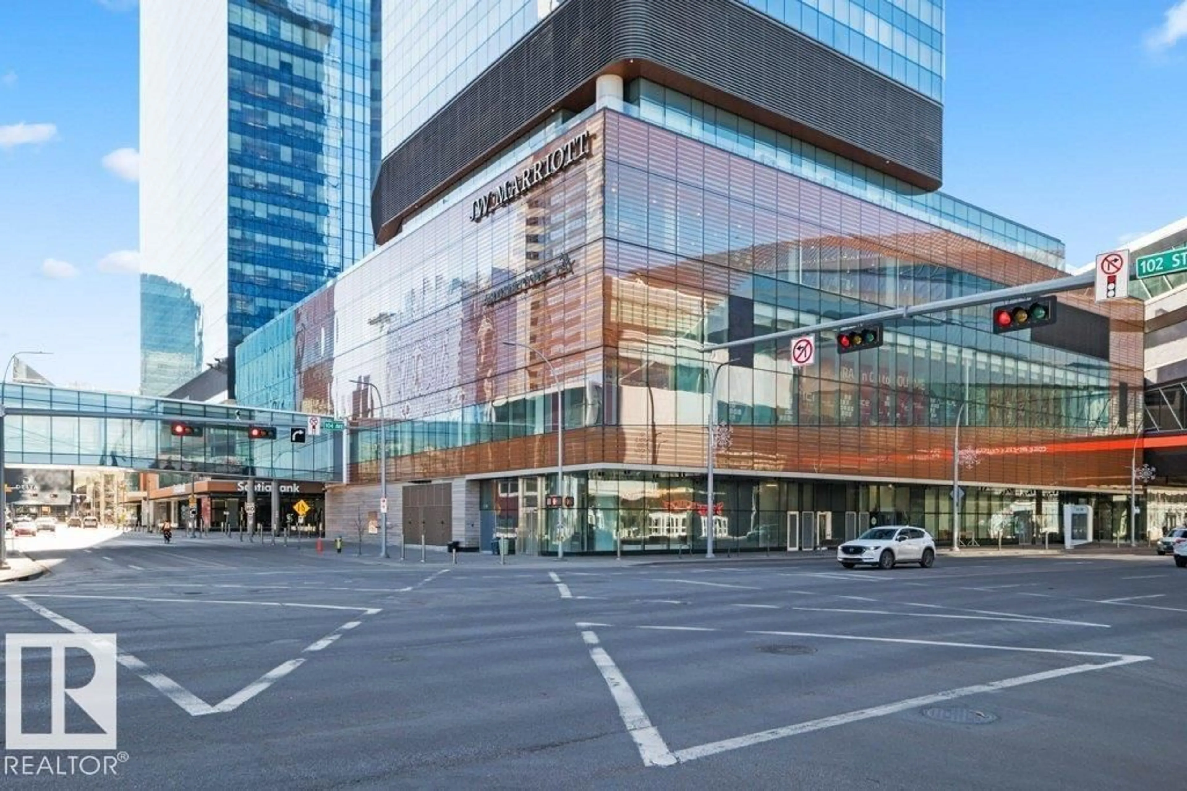 Indoor foyer for 10360 - 2601 102 ST, Edmonton Alberta T5J4Y8