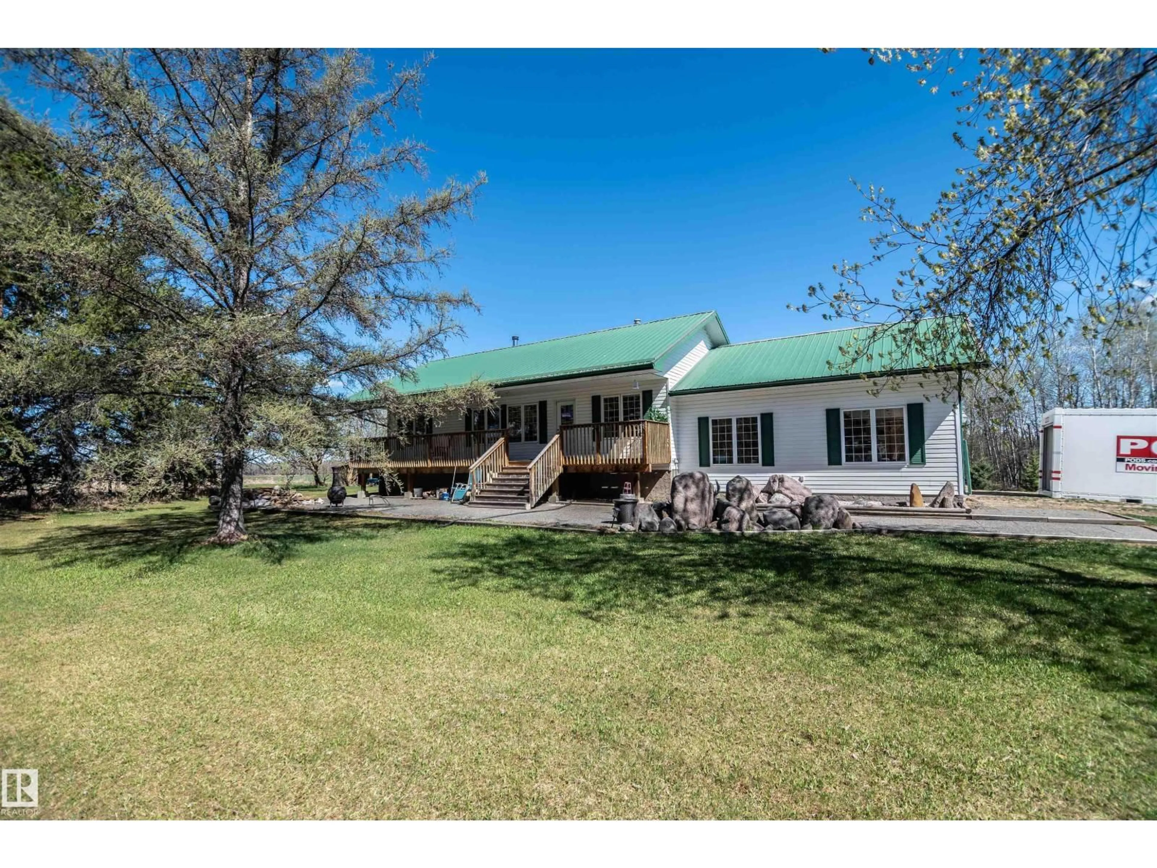 A pic from outside/outdoor area/front of a property/back of a property/a pic from drone, unknown for 3410 RAIL GRADE RD, Rural Lac Ste. Anne County Alberta T0E0A0