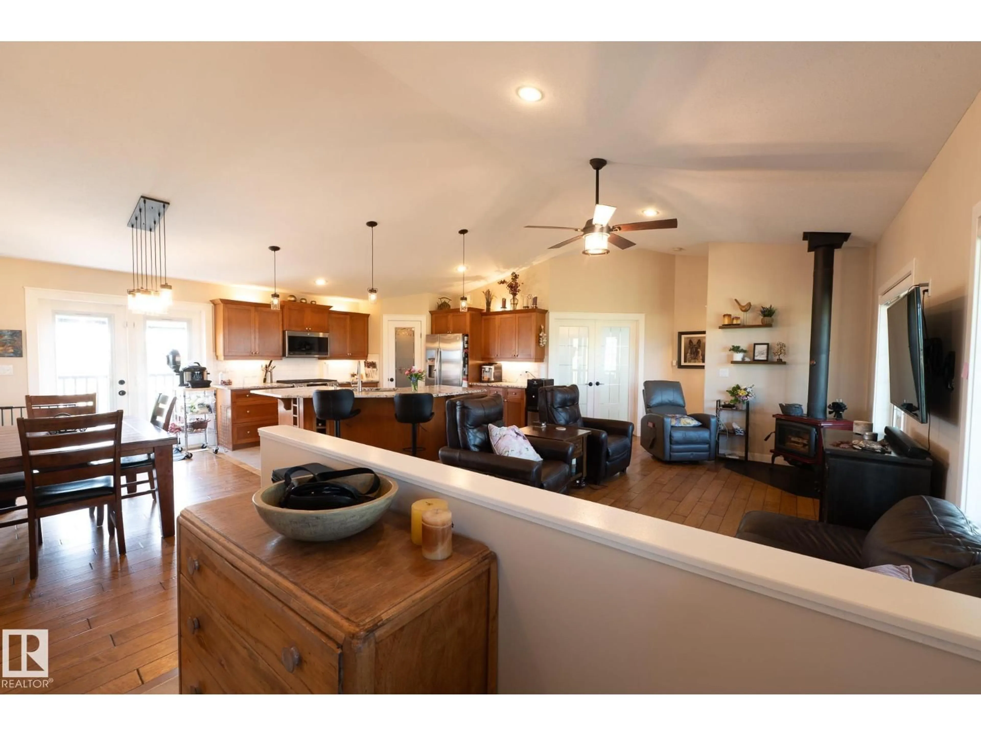 Open concept kitchen, unknown for 2208 TWP ROAD 534, Rural Lac Ste. Anne County Alberta T0E1V0