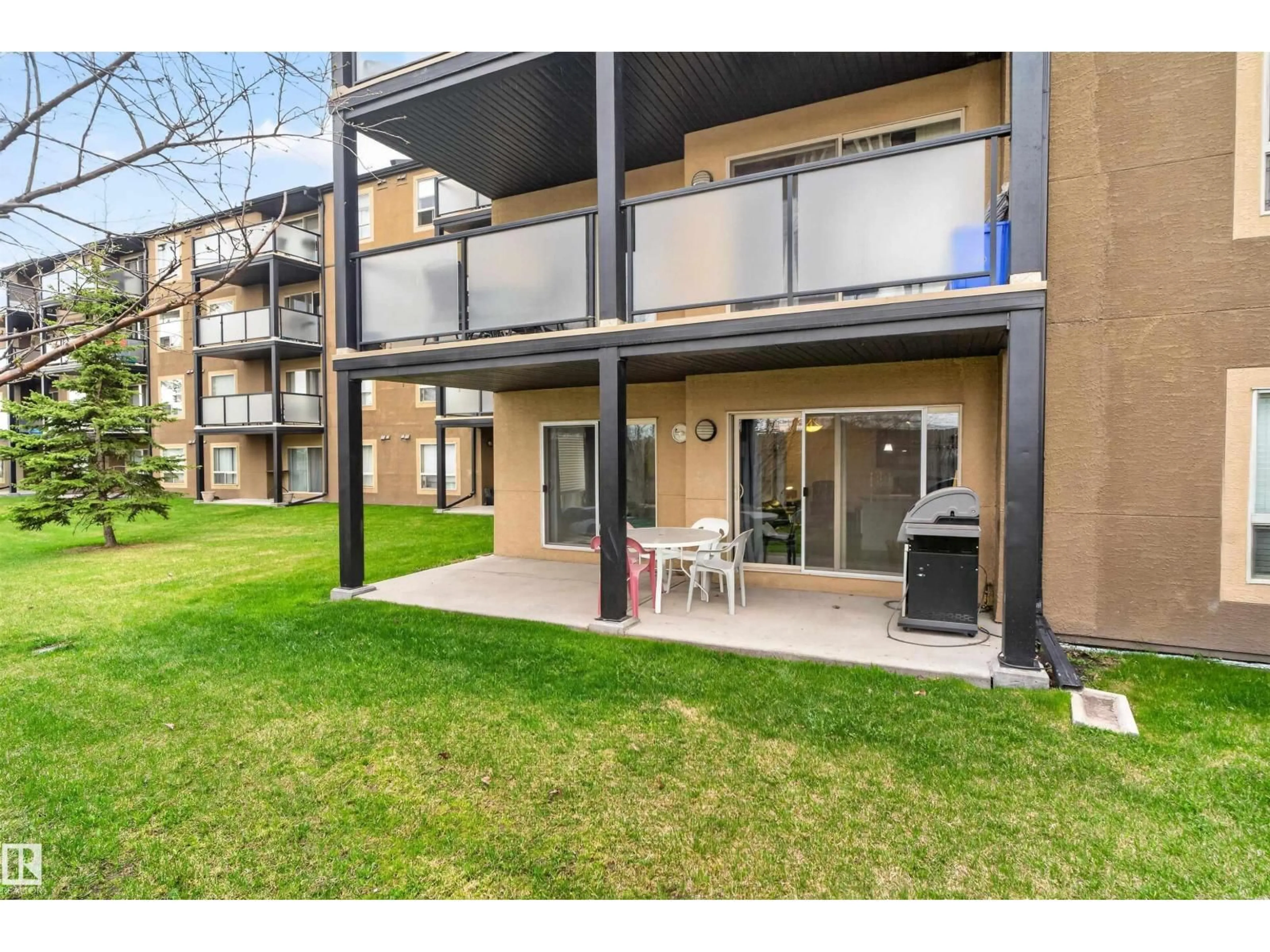 Patio, street for #111 - 13907 136 ST, Edmonton Alberta T6V1Y5