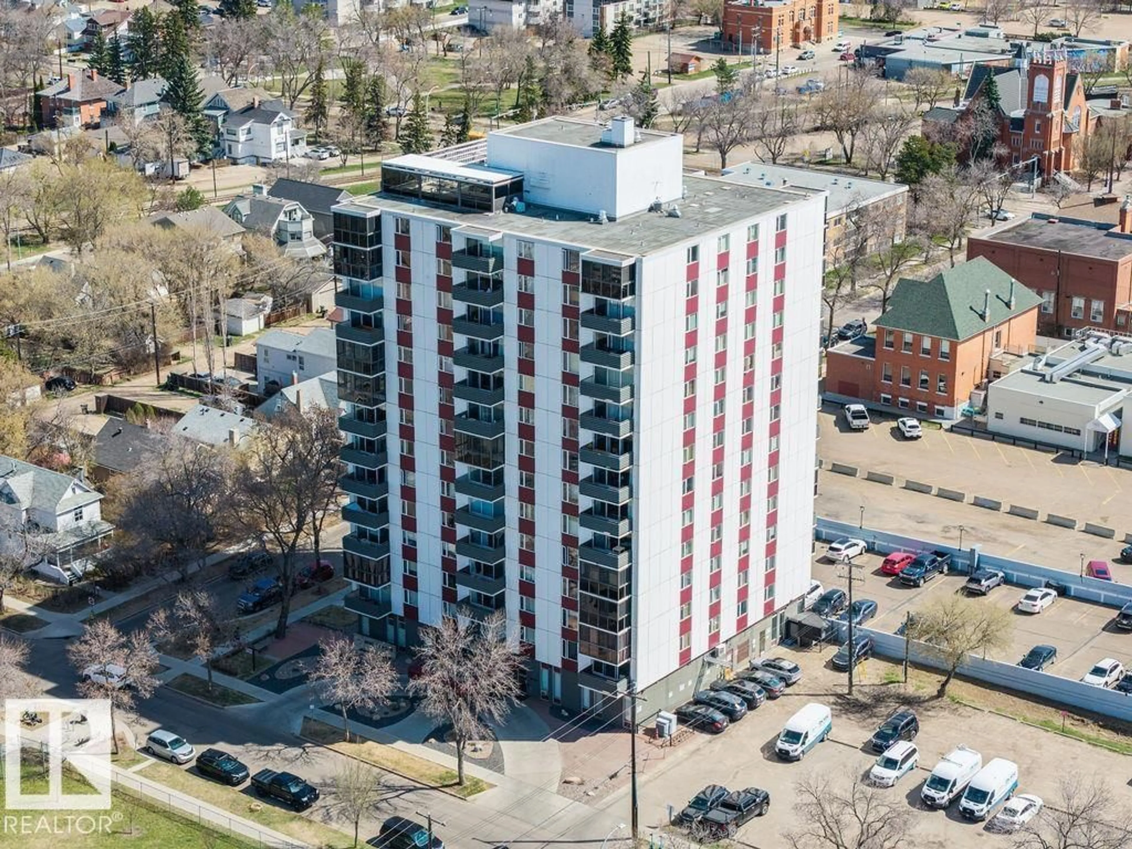 A pic from outside/outdoor area/front of a property/back of a property/a pic from drone, building for 704 - 8315 105 ST, Edmonton Alberta T6E4H4