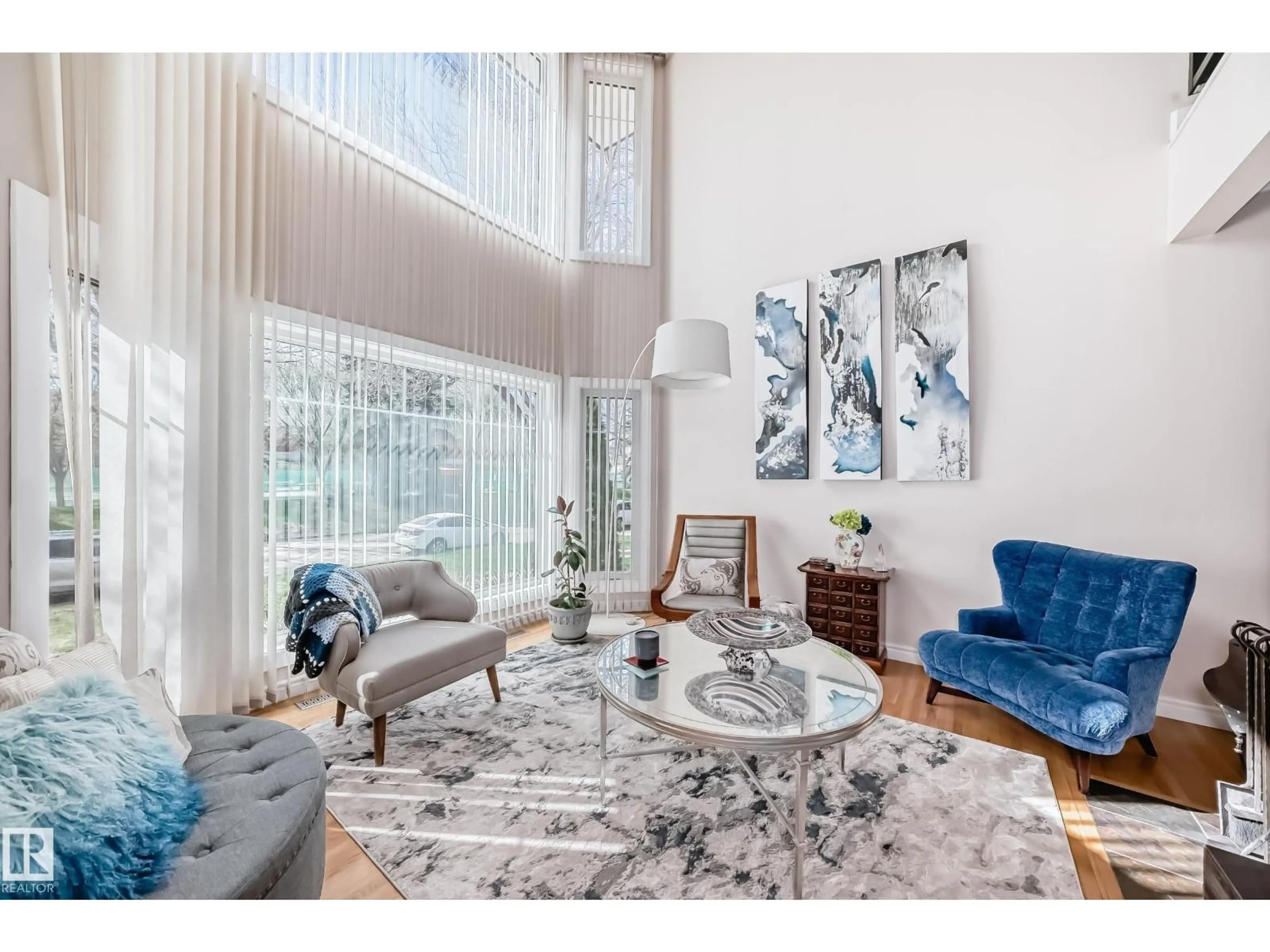 Living room with furniture, unknown for NW - 9405 101 ST, Edmonton Alberta T5K0W5