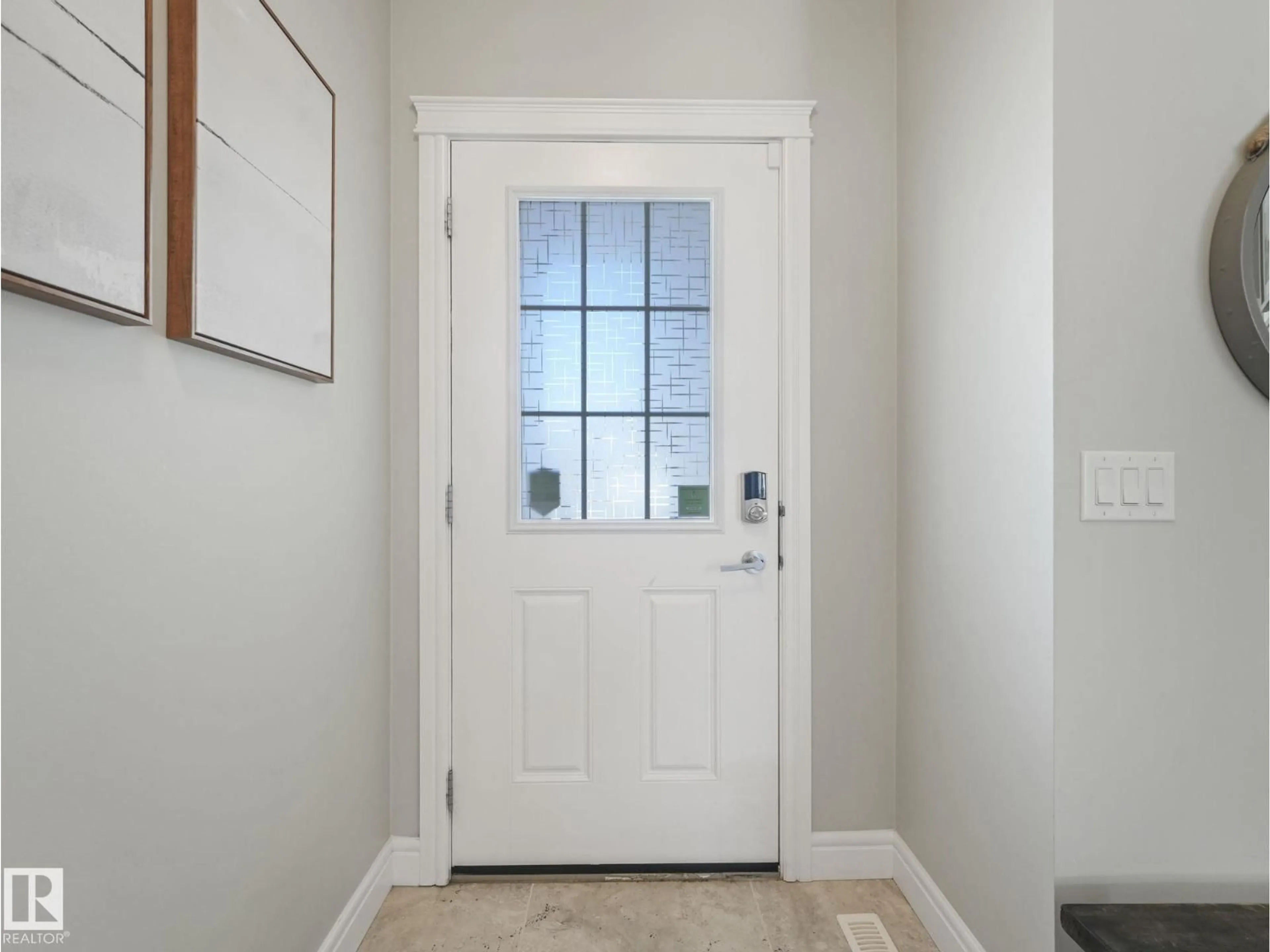Indoor entryway for 3817 ROBINS CR, Edmonton Alberta T5S0M7