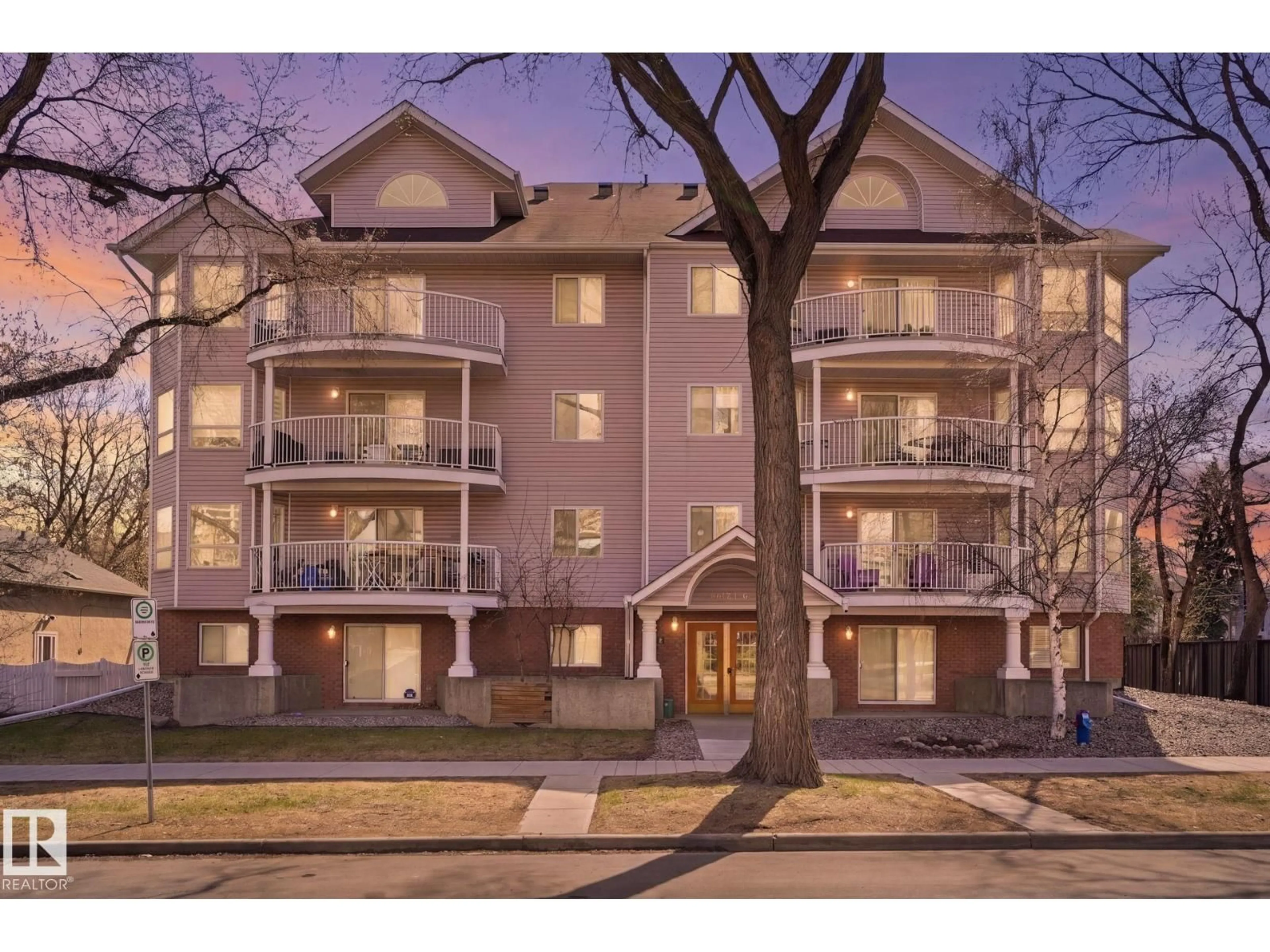 Unknown for #204 - 10827 85 AV NW, Edmonton Alberta T6E2L2