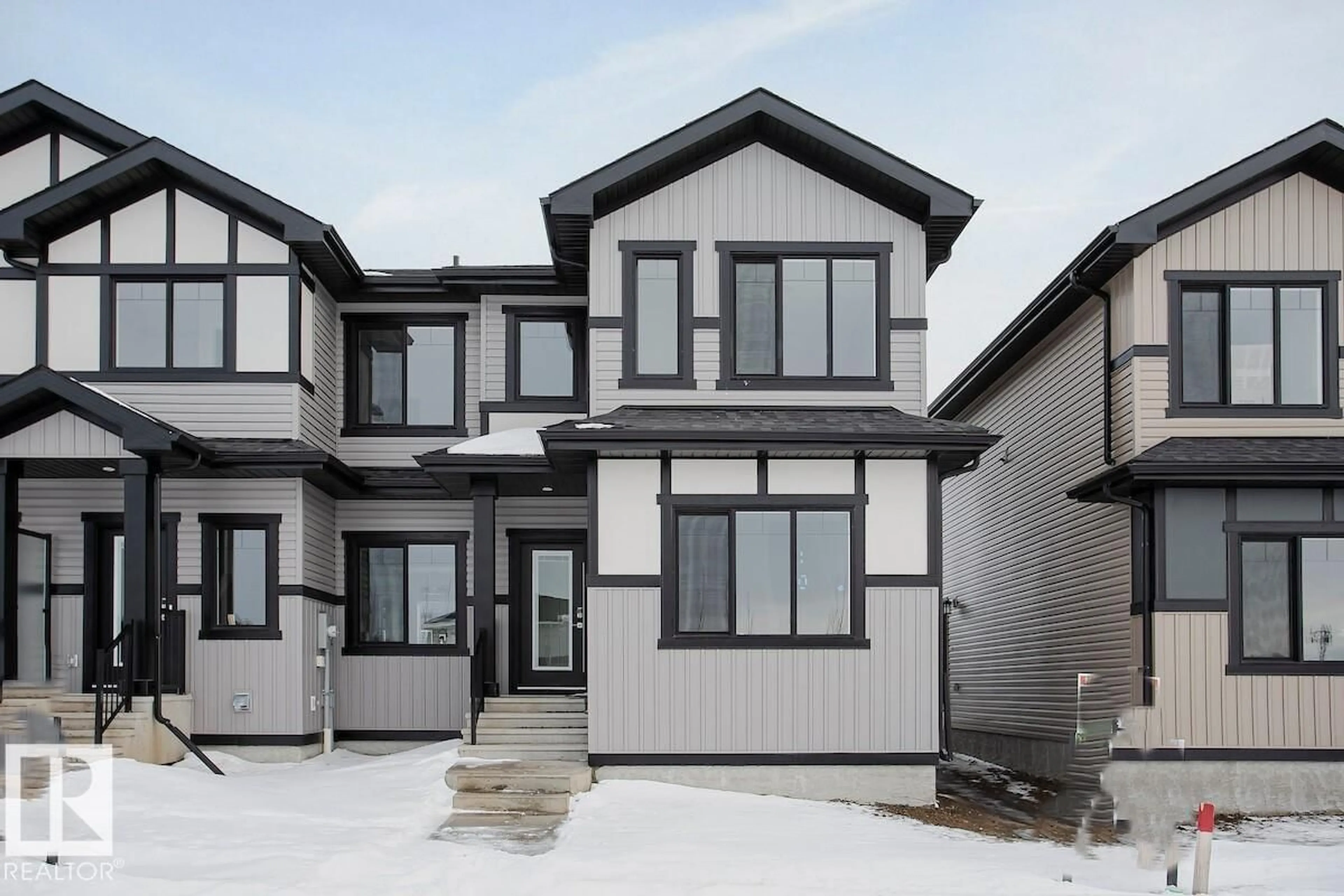 Home with vinyl exterior material, street for 314 HAWTHORN WY, Leduc Alberta T4X0L1