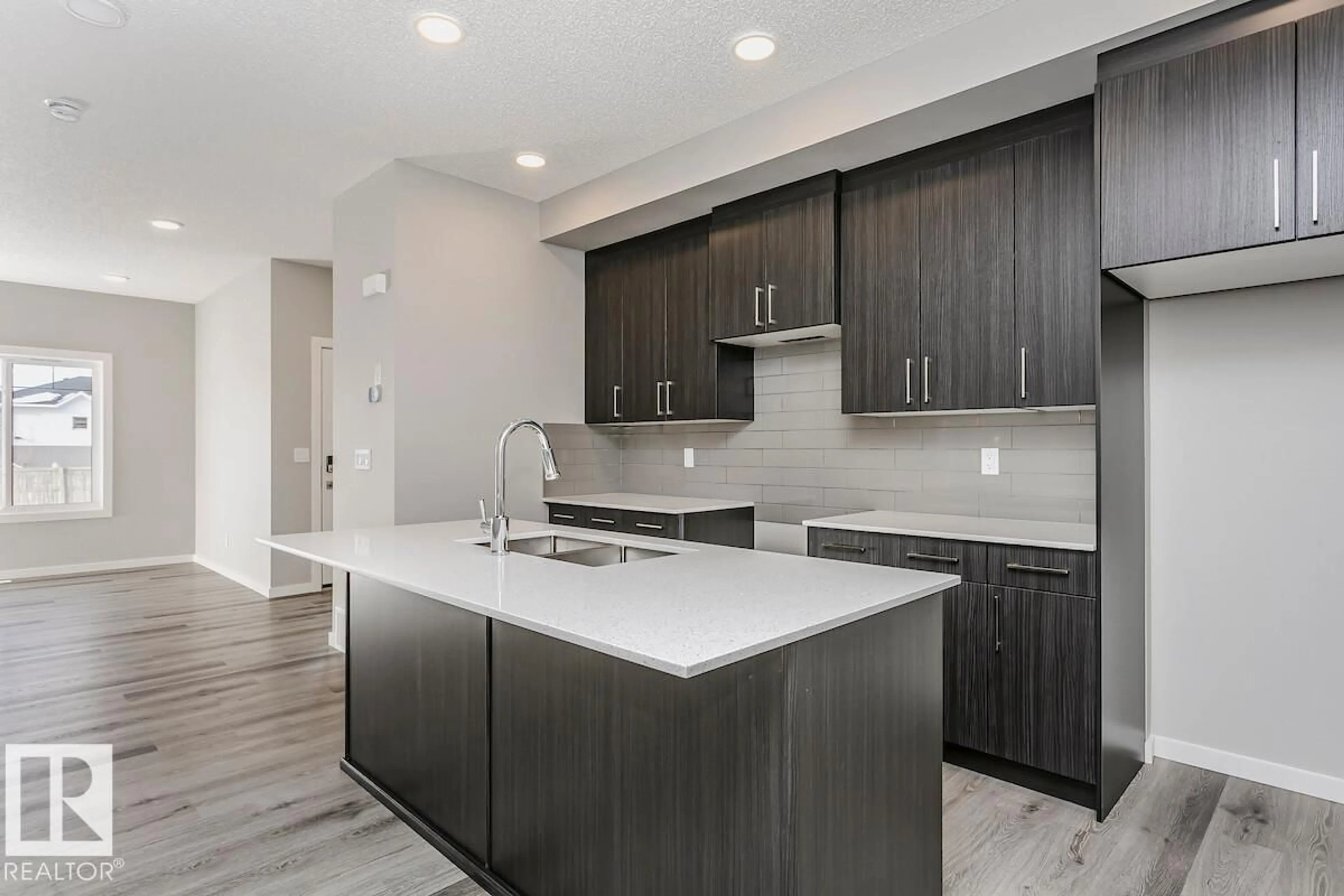 Open concept kitchen, unknown for 314 HAWTHORN WY, Leduc Alberta T4X0L1