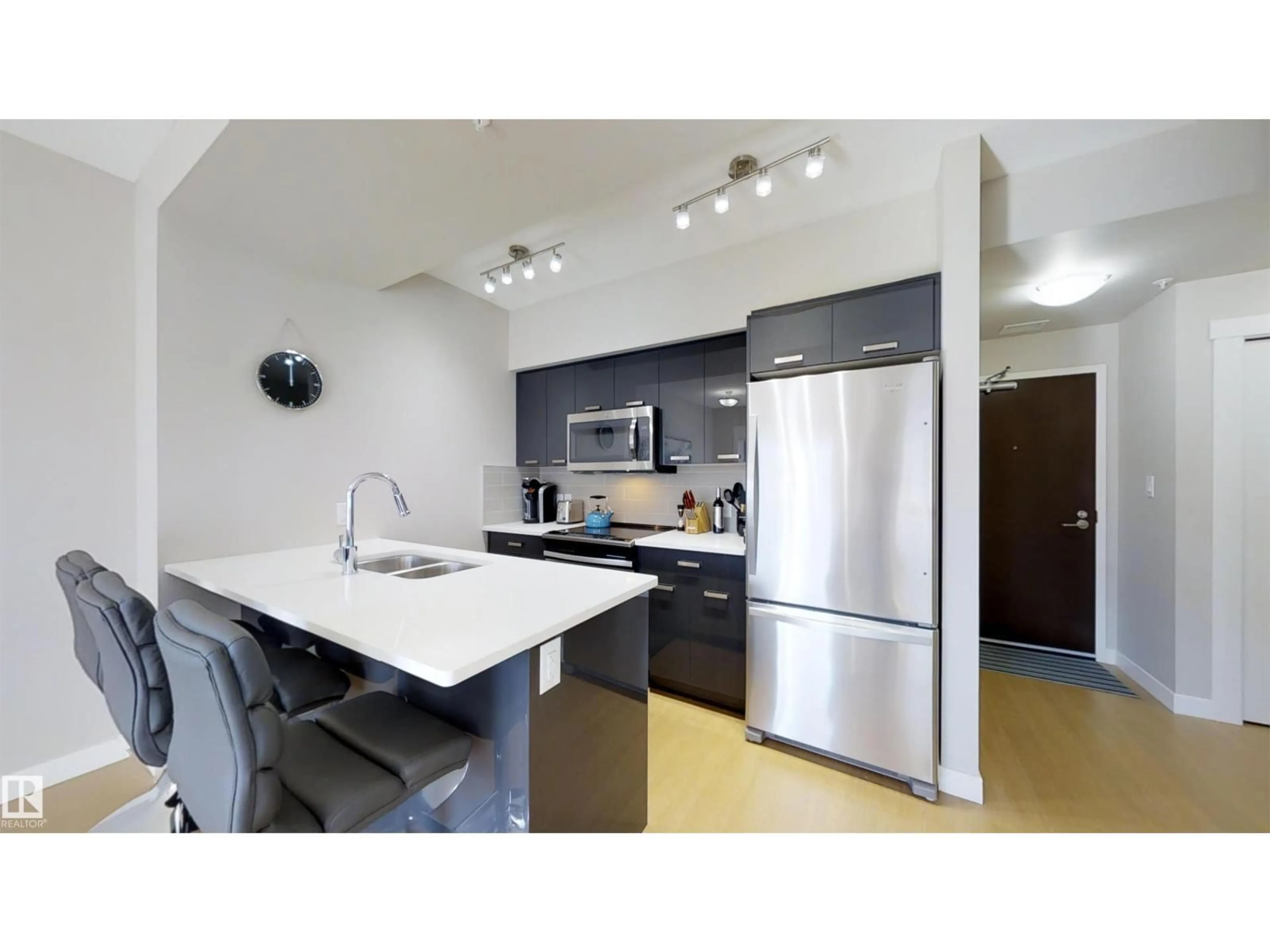 Unknown for #1603 - 10410 102 AV, Edmonton Alberta T5J0E9