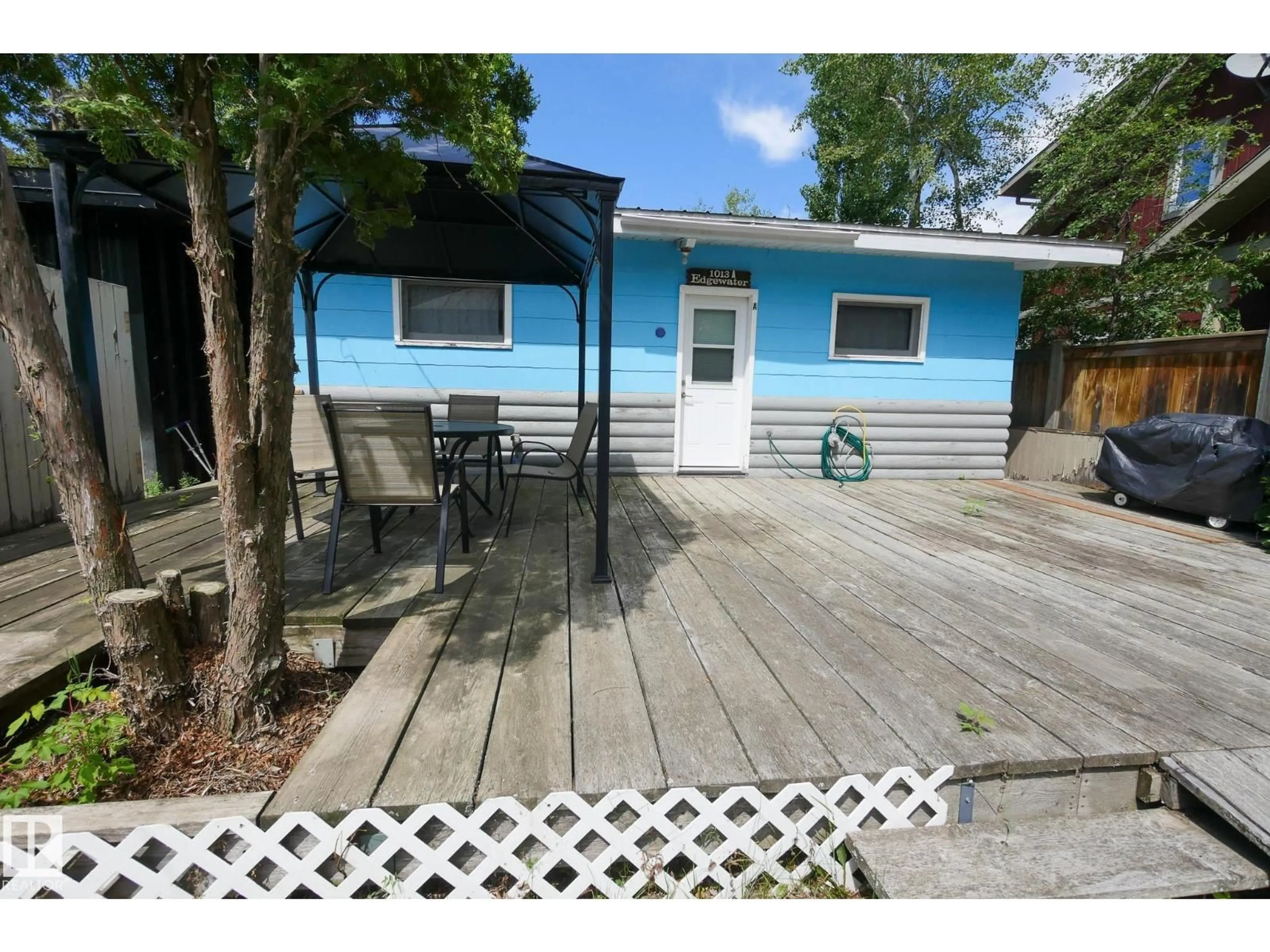 Patio, street for 1013A 1 AVE AVE, Rural Wetaskiwin County Alberta T0C1H0