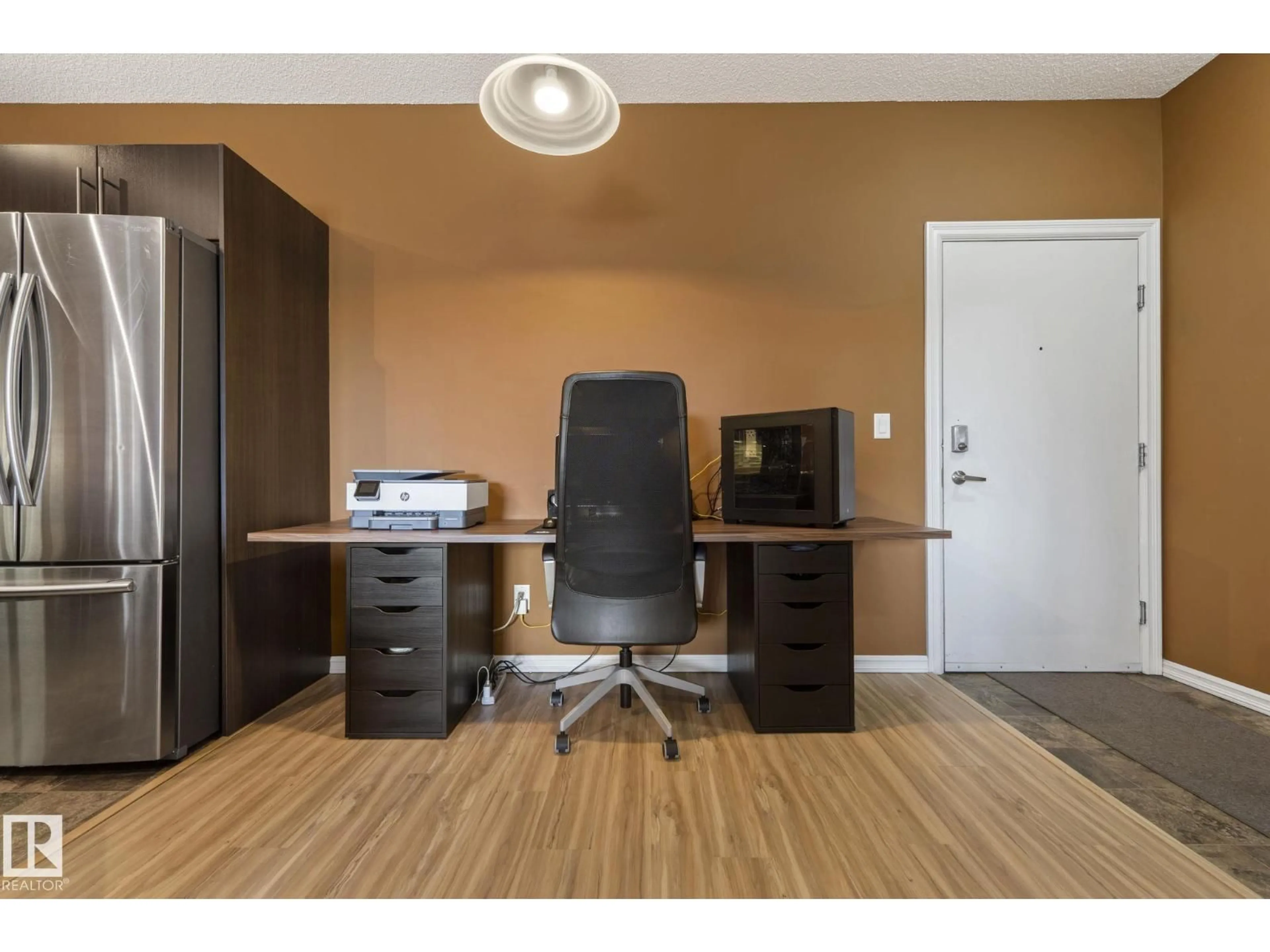 A pic of a room for 237 - 263 MACEWAN RD, Edmonton Alberta T6W0C4