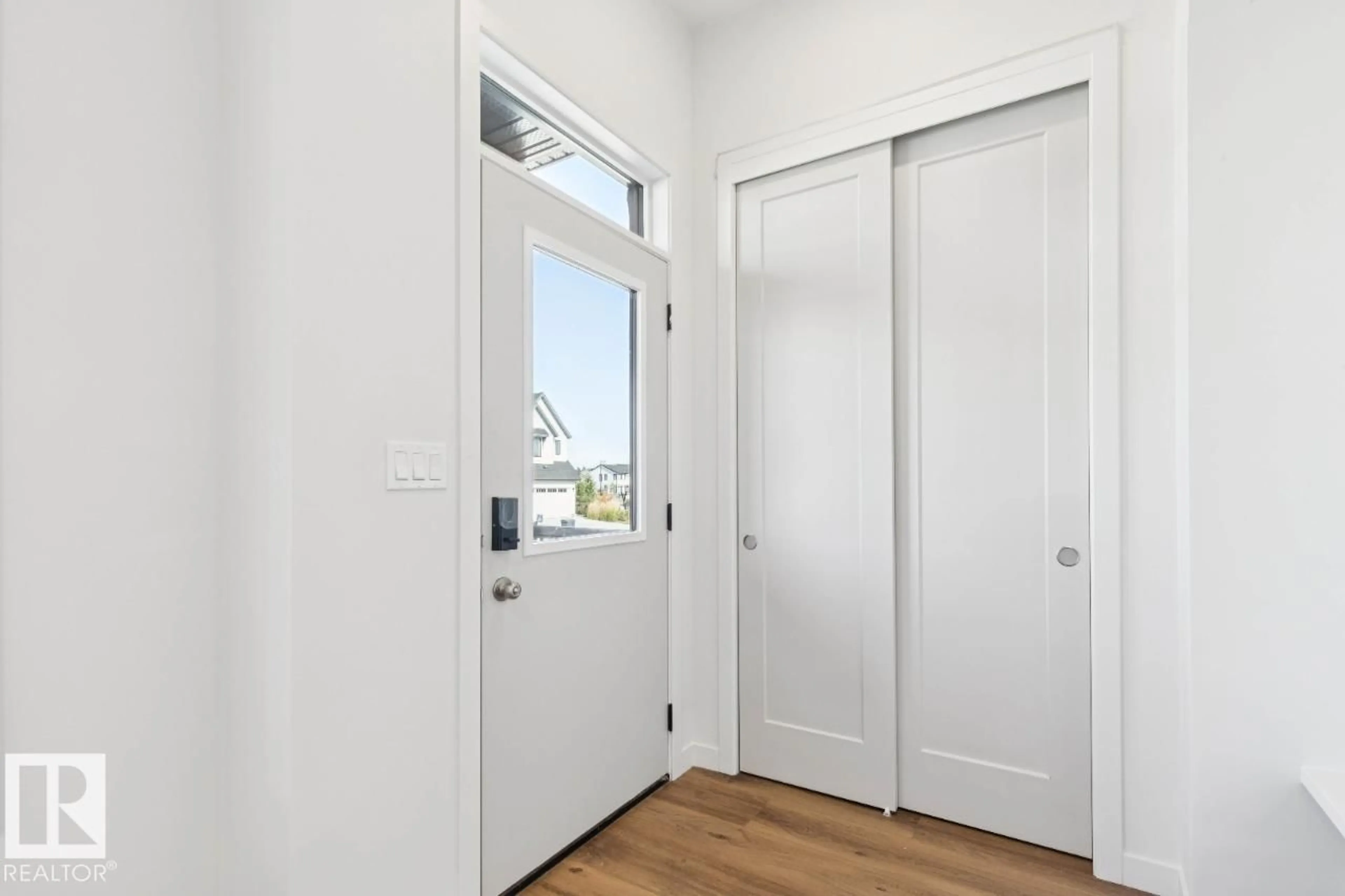 Indoor entryway for 7119 52 AV, Beaumont Alberta T4X2Z7