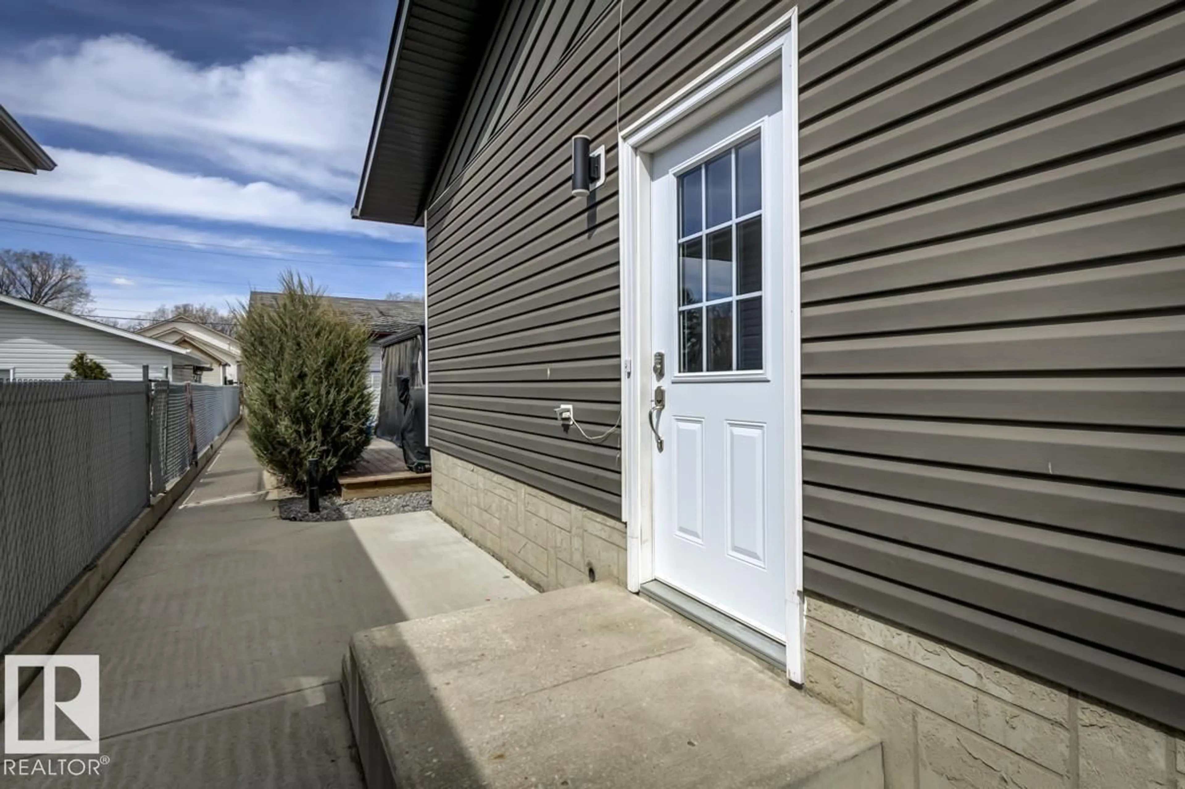 Unknown for 5606 49 ST, Vegreville Alberta T9C1G6