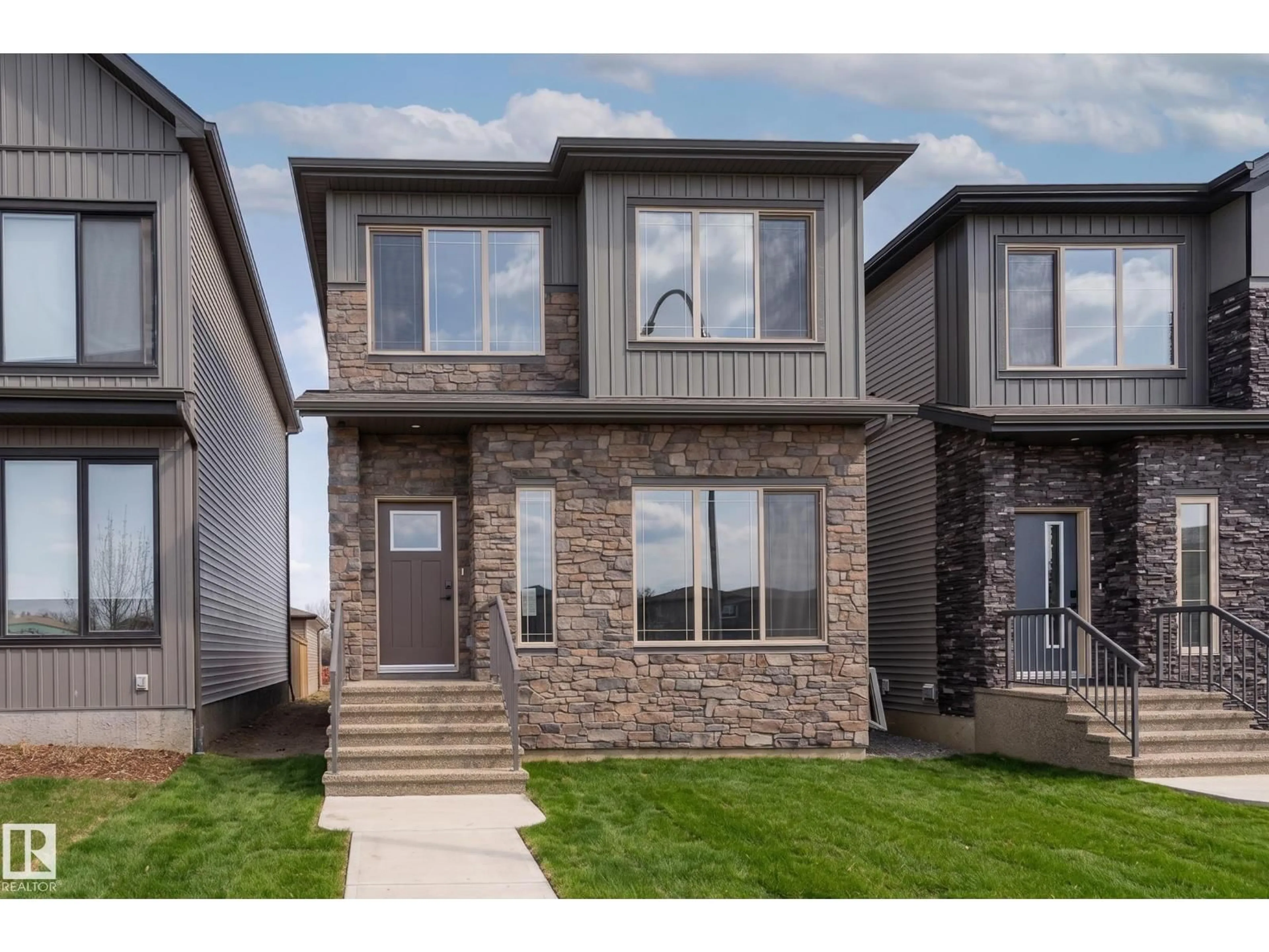 Home with brick exterior material, street for 140 GARNEAU GA, Spruce Grove Alberta T7X0Z6