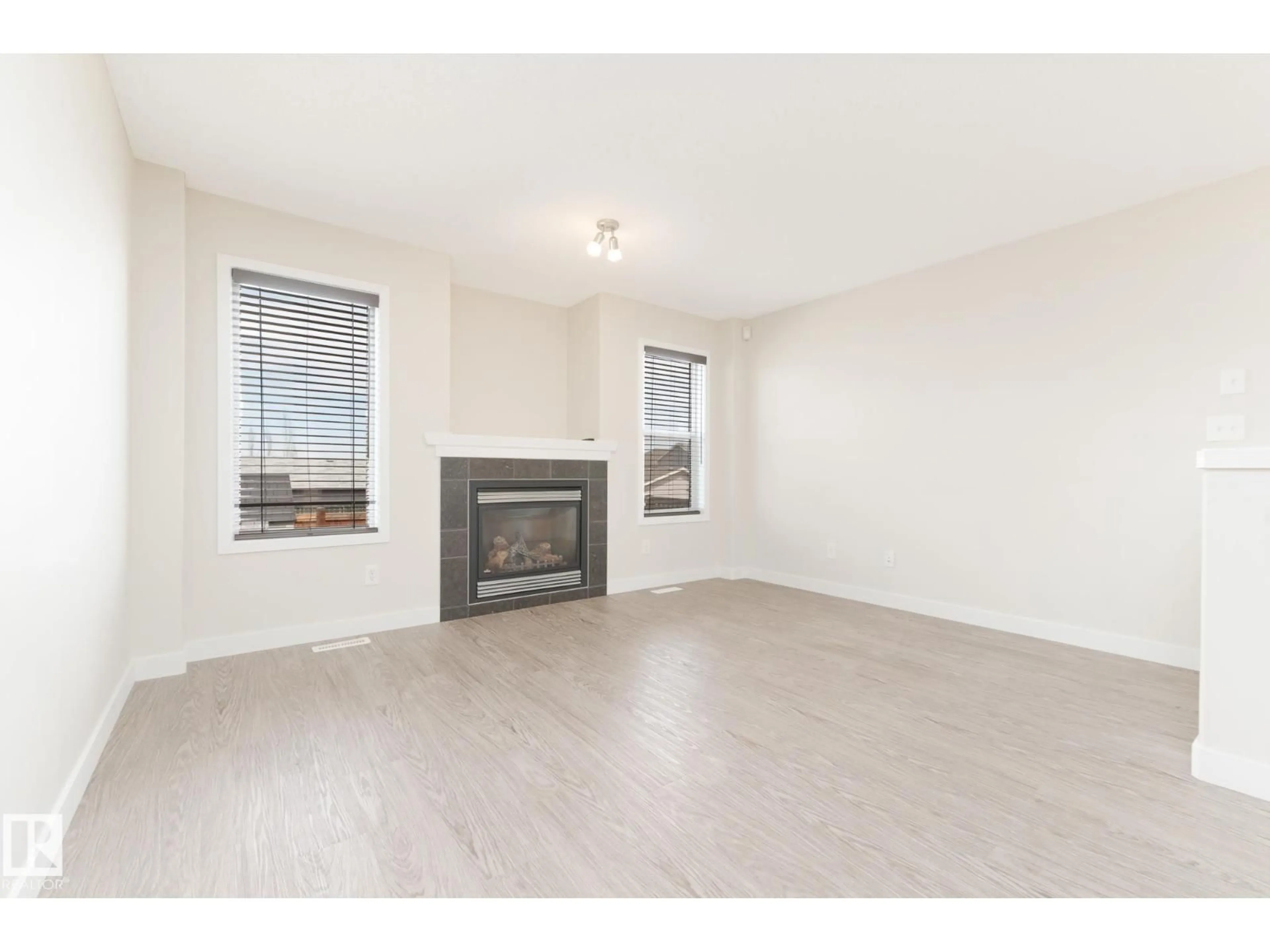 A pic of a room for 52 VIVIAN WY, Spruce Grove Alberta T7X0H3