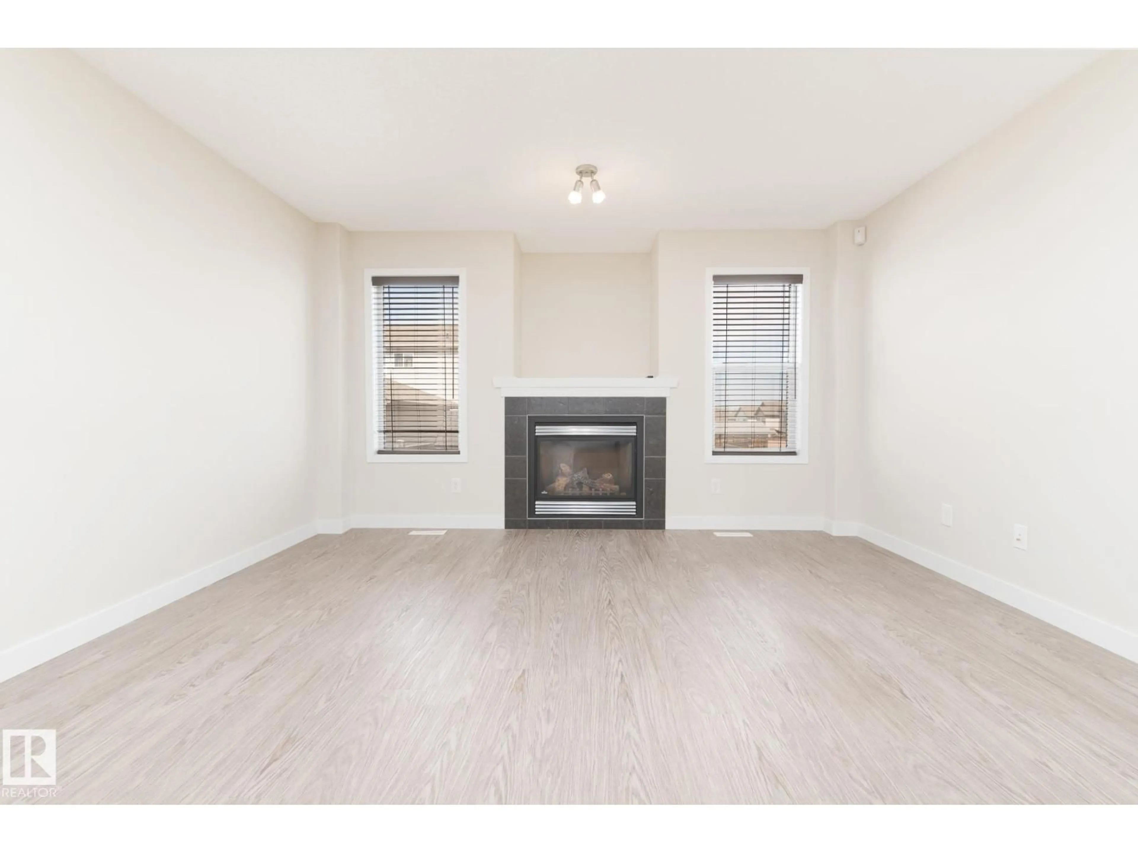A pic of a room for 52 VIVIAN WY, Spruce Grove Alberta T7X0H3