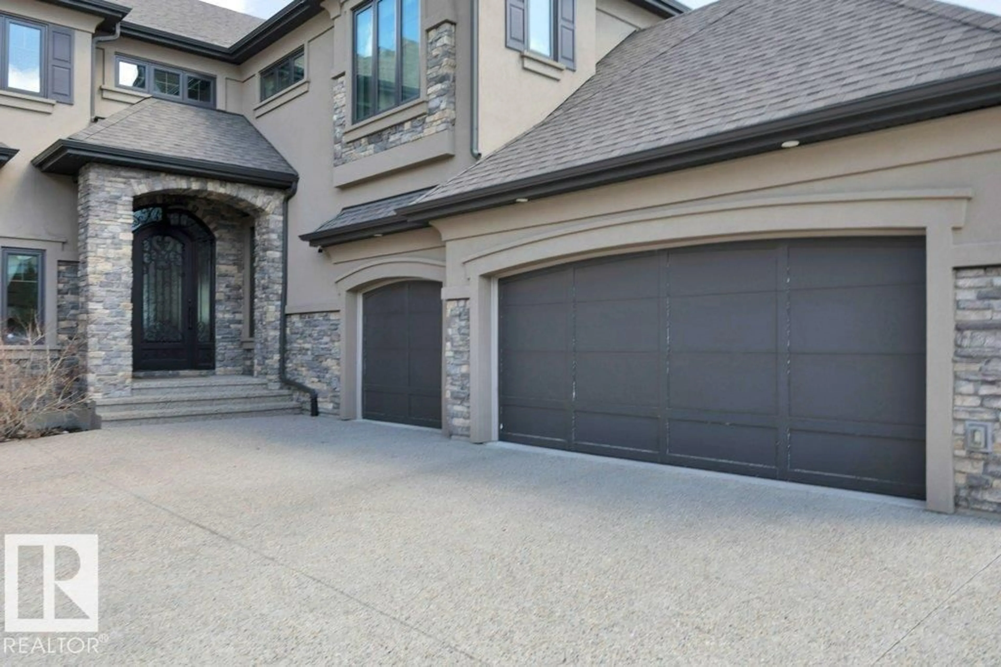 Unknown for 631 HOWATT DR, Edmonton Alberta T6W2T6