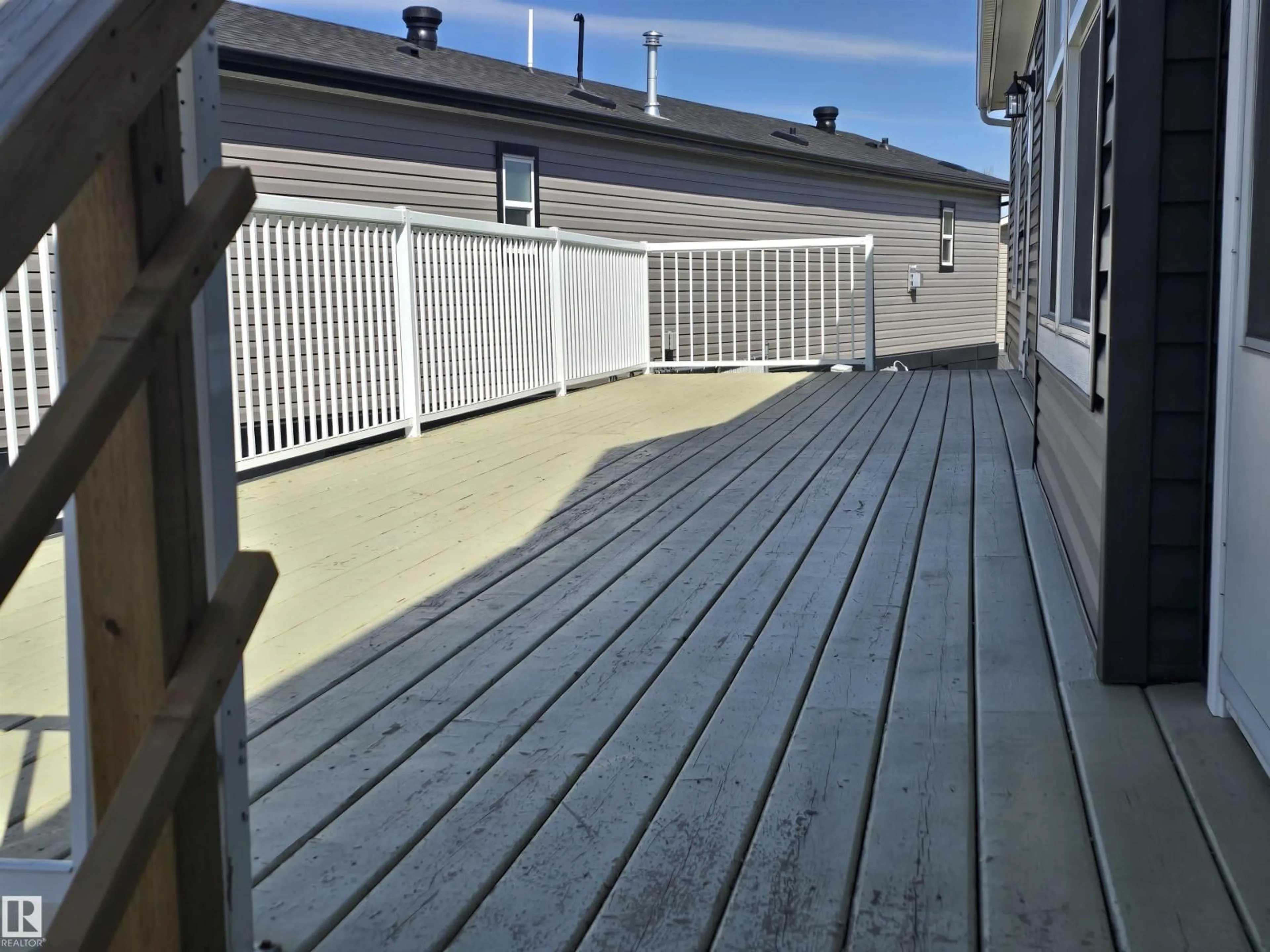 Patio, unknown for 53222 - 1305 RANGE ROAD 272, Rural Parkland County Alberta T7X4M3