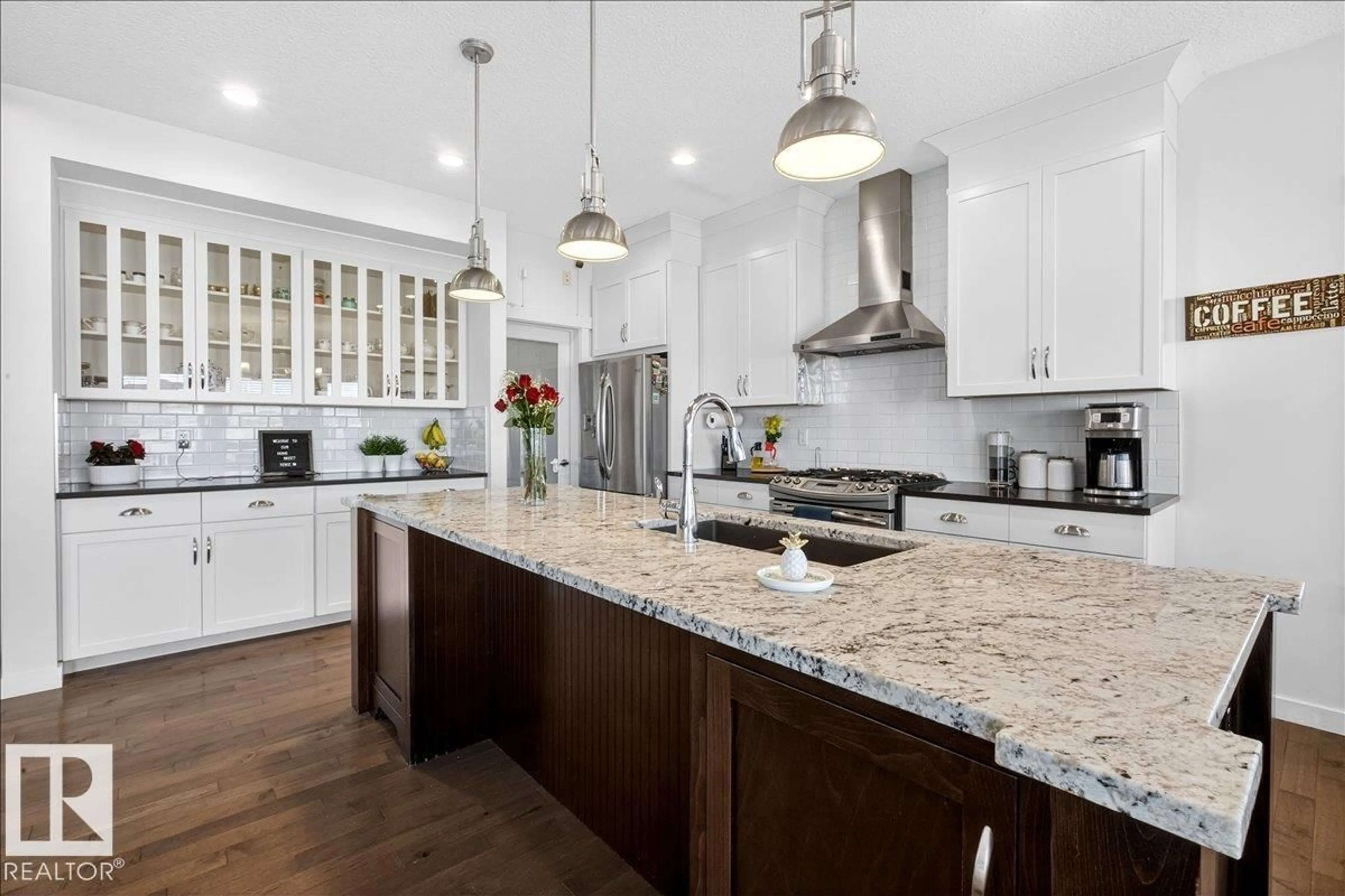 Open concept kitchen, unknown for SW - 3936 CLAXTON LO, Edmonton Alberta T6W1Y6