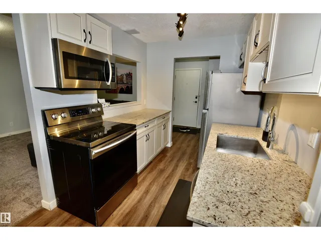 #21 - 10160 119 ST, Edmonton 4