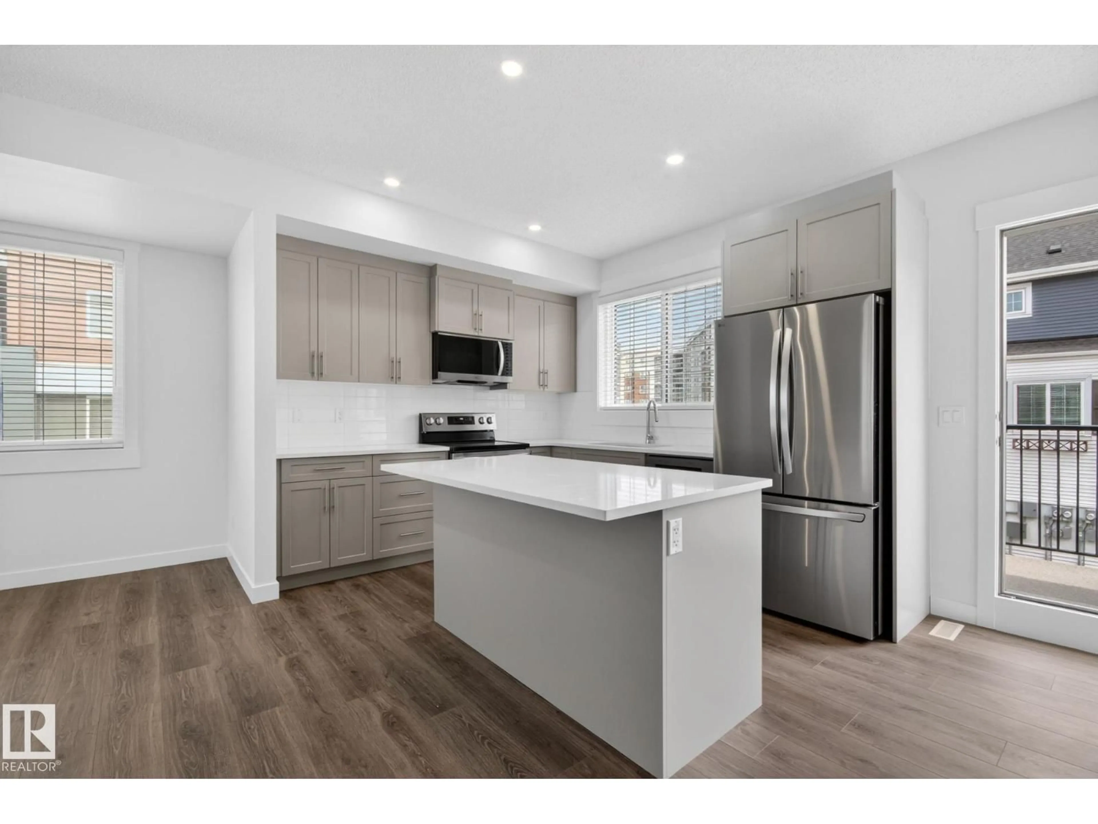 Open concept kitchen, unknown for 3605 JAMES MOWATT TR, Edmonton Alberta T6W1A8