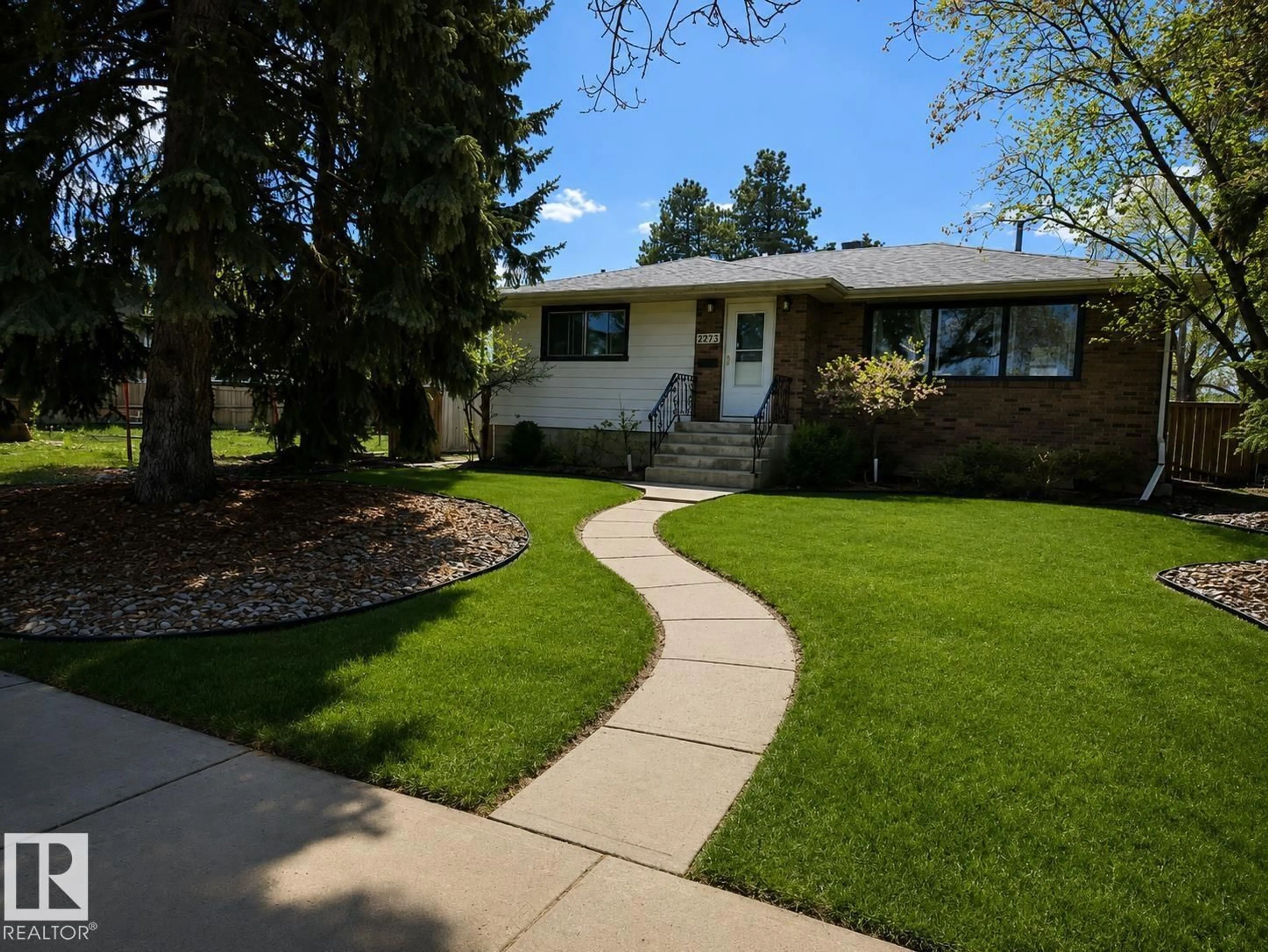 Home with vinyl exterior material, street for 8239 93A AV, Edmonton Alberta T6C1V5