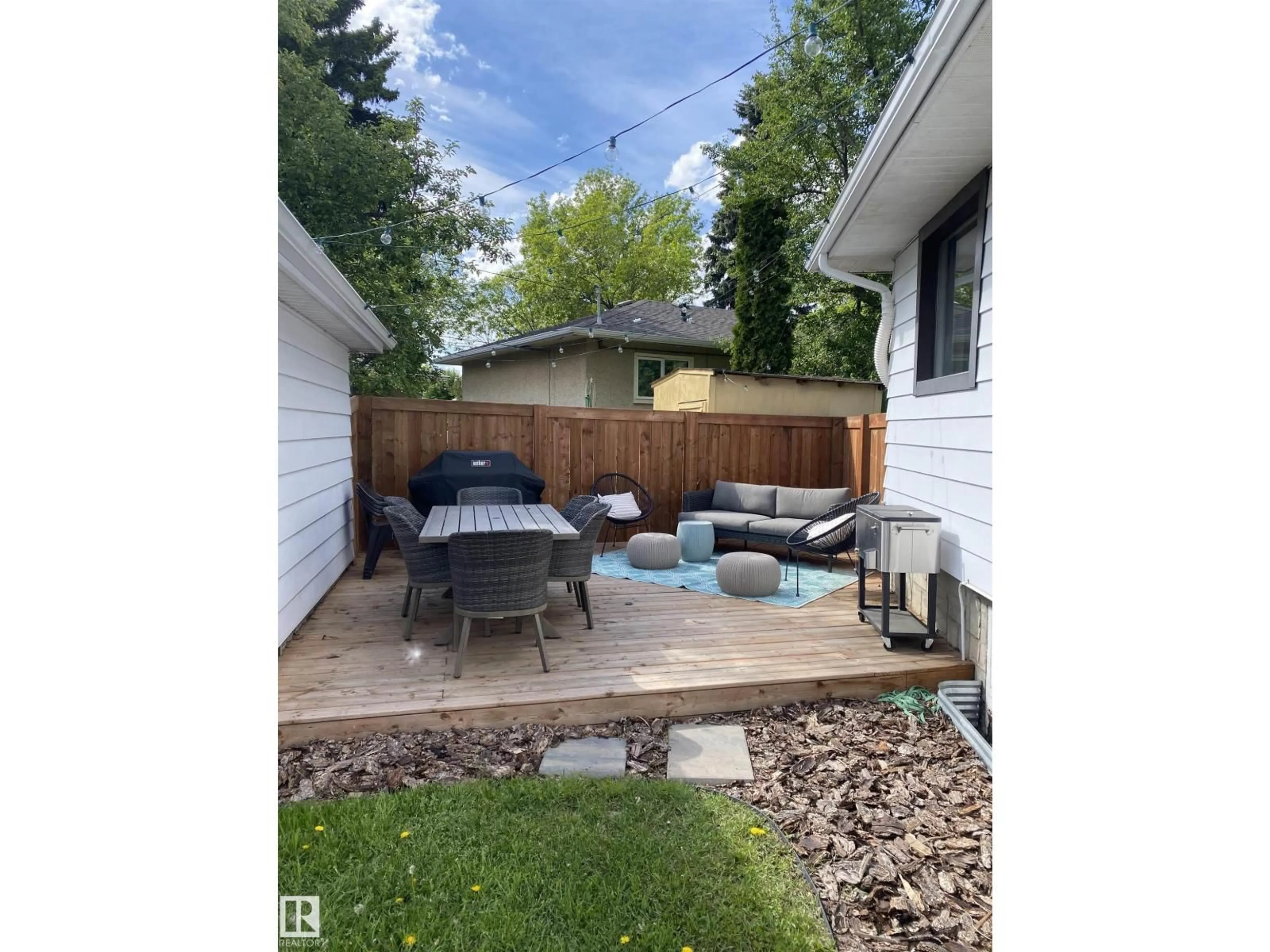 Patio, street for 8239 93A AV, Edmonton Alberta T6C1V5