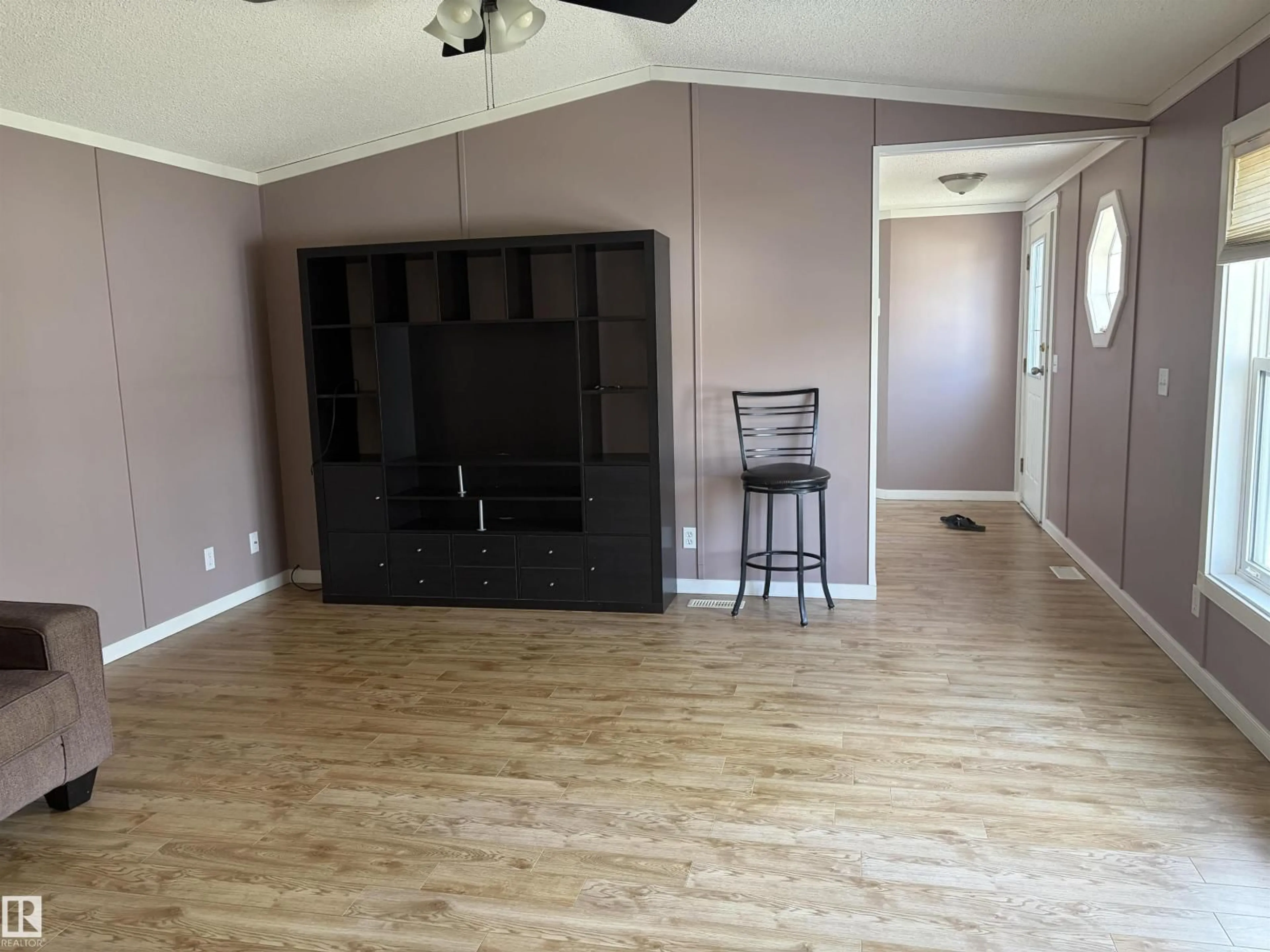 A pic of a room for 4911 49 STREET, Ardmore Alberta T0A0B0