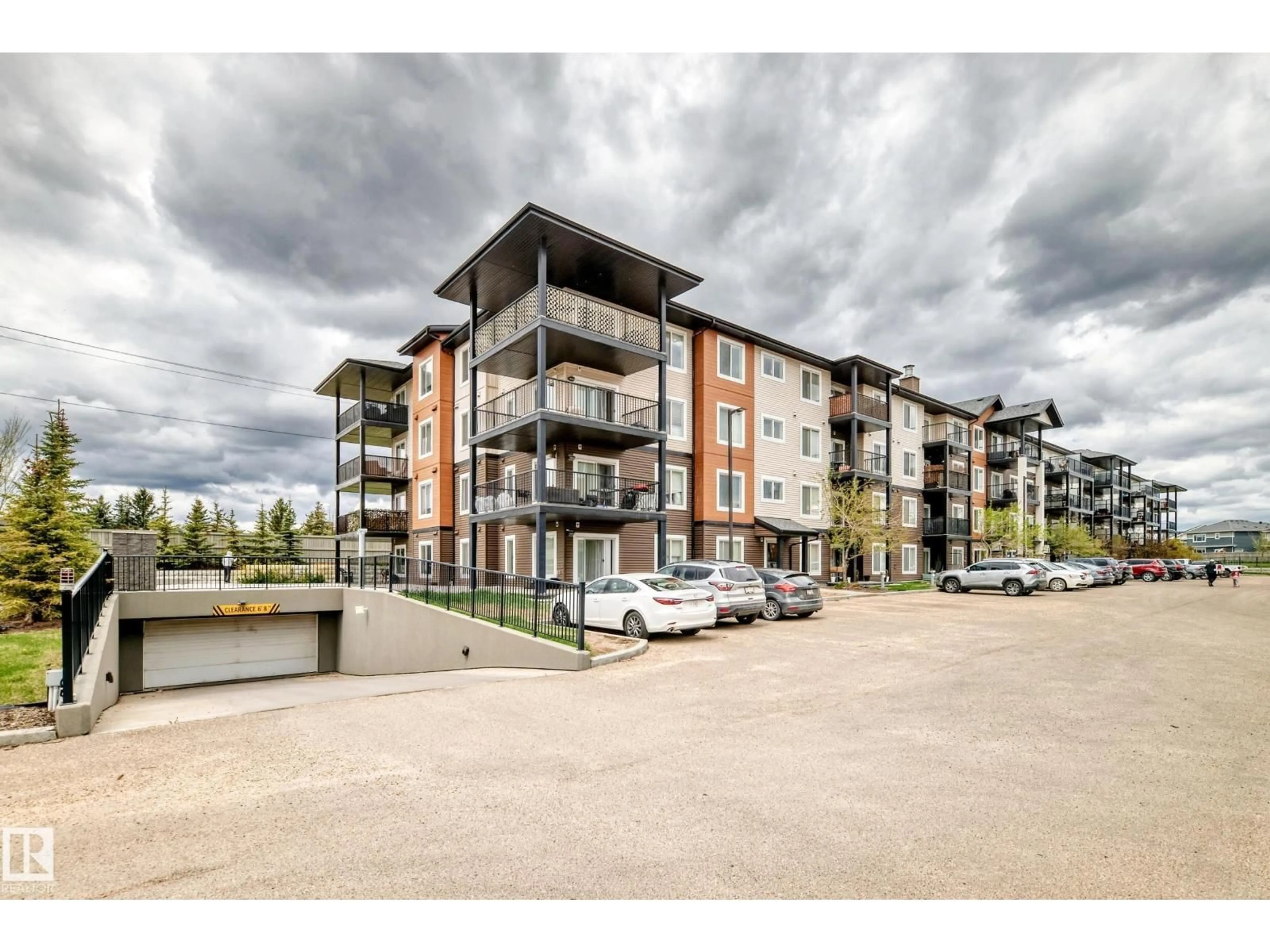 A pic from outside/outdoor area/front of a property/back of a property/a pic from drone, unknown for 142 - 311 EBBERS BV, Edmonton Alberta T5Y3W2
