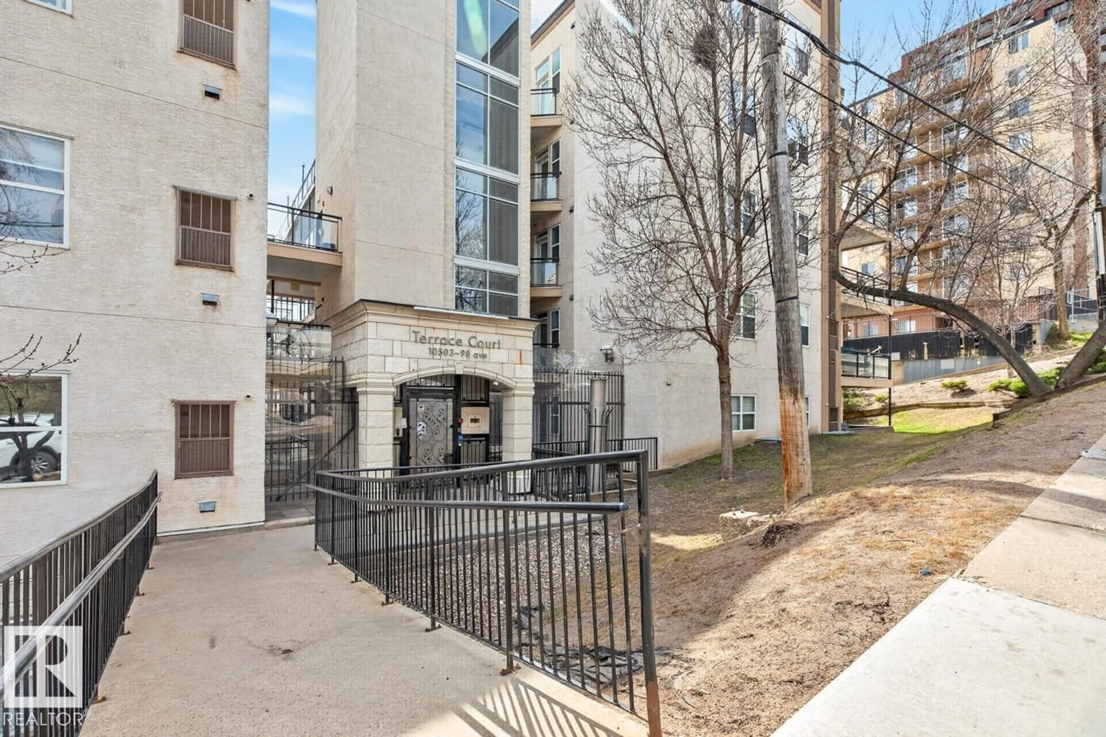 Patio, street for #614 - 10503 98 AV, Edmonton Alberta T5K0B2