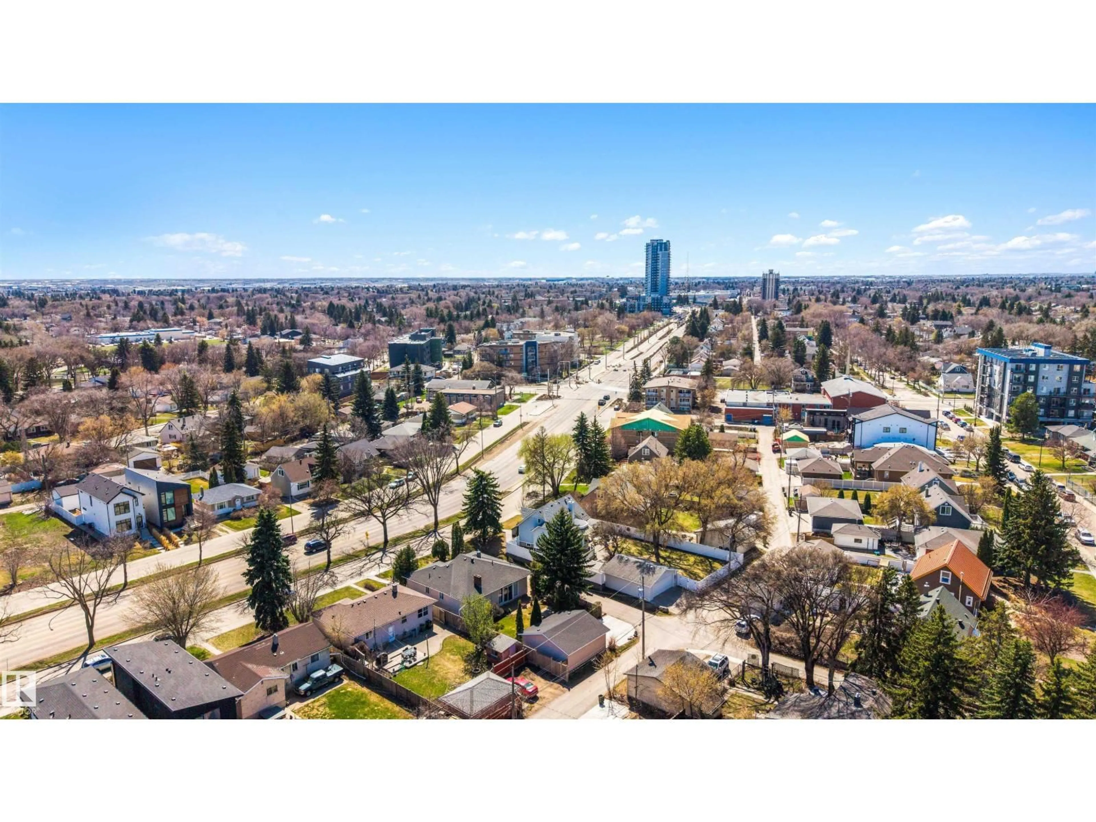 A pic from outside/outdoor area/front of a property/back of a property/a pic from drone, city buildings view from balcony for NW - 9602 85 STREET, Edmonton Alberta T6C3E2