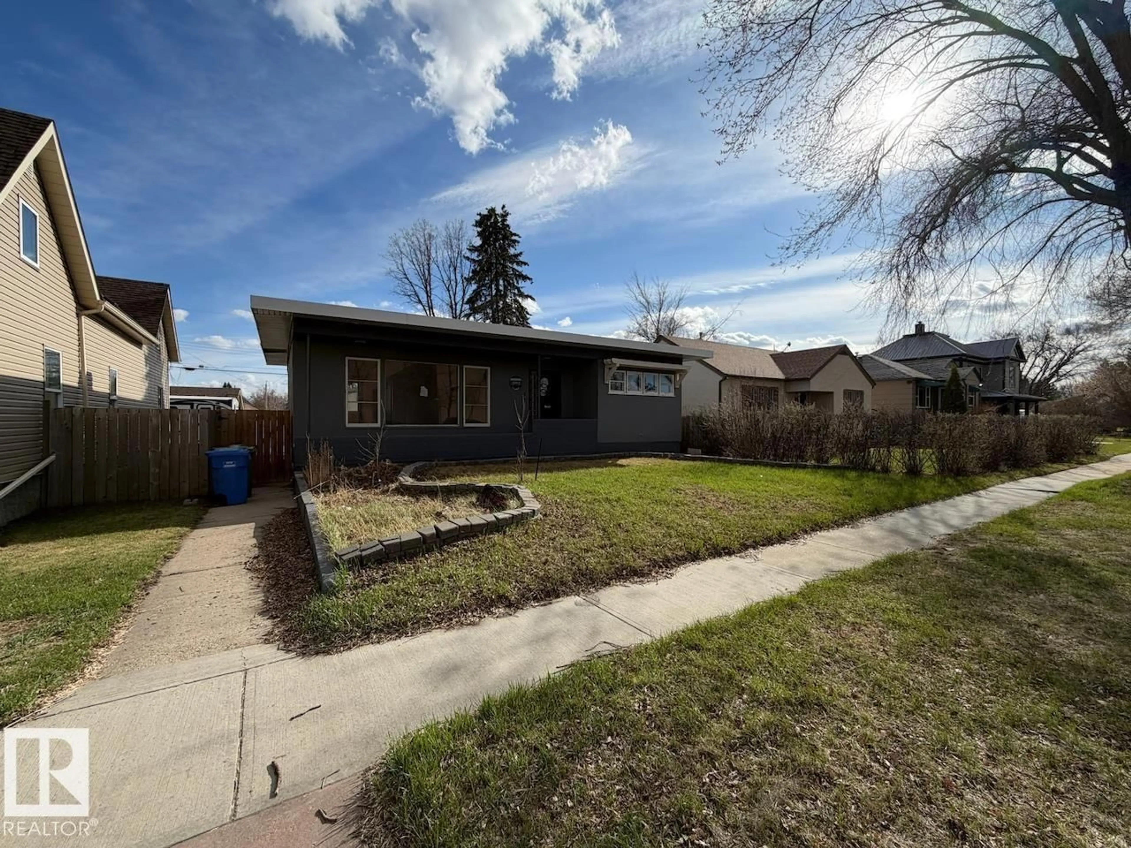 Unknown for 5003 46 AV, Wetaskiwin Alberta T9A0H4