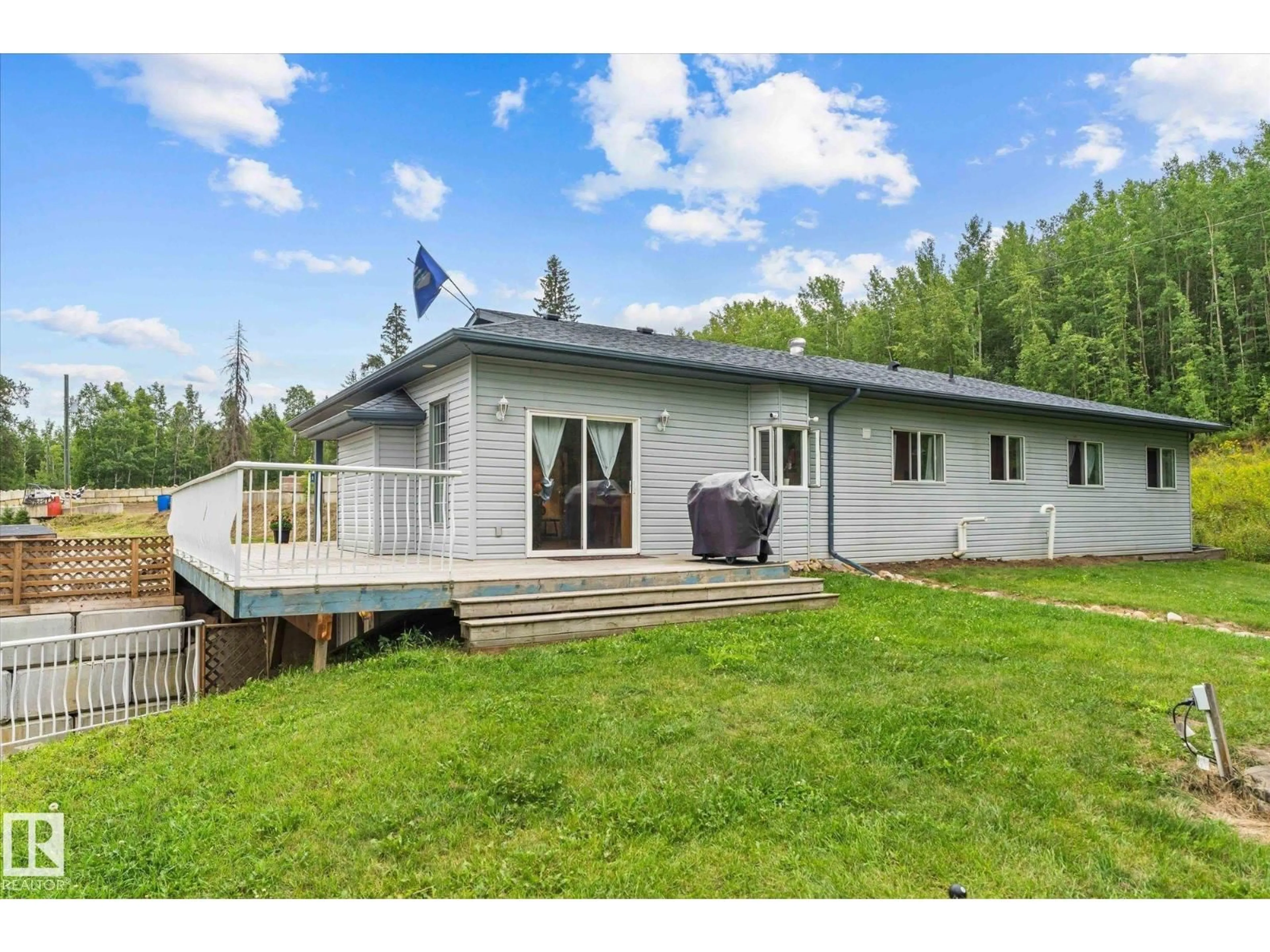 Unknown for 54426 RGE ROAD 15, Rural Lac Ste. Anne County Alberta T0E1V0