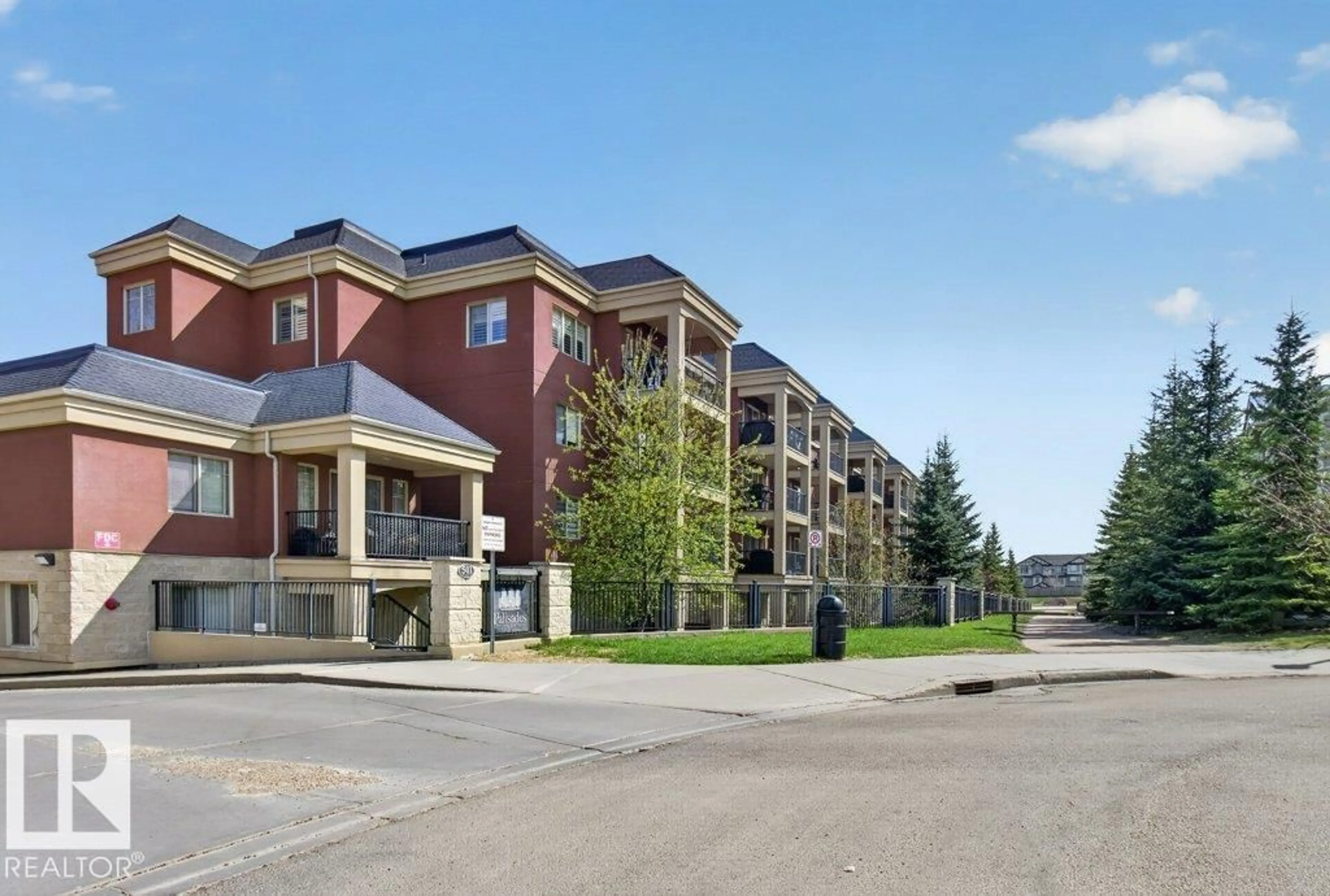 Unknown for 207 - 501 PALISADES WY, Sherwood Park Alberta T8H0H8