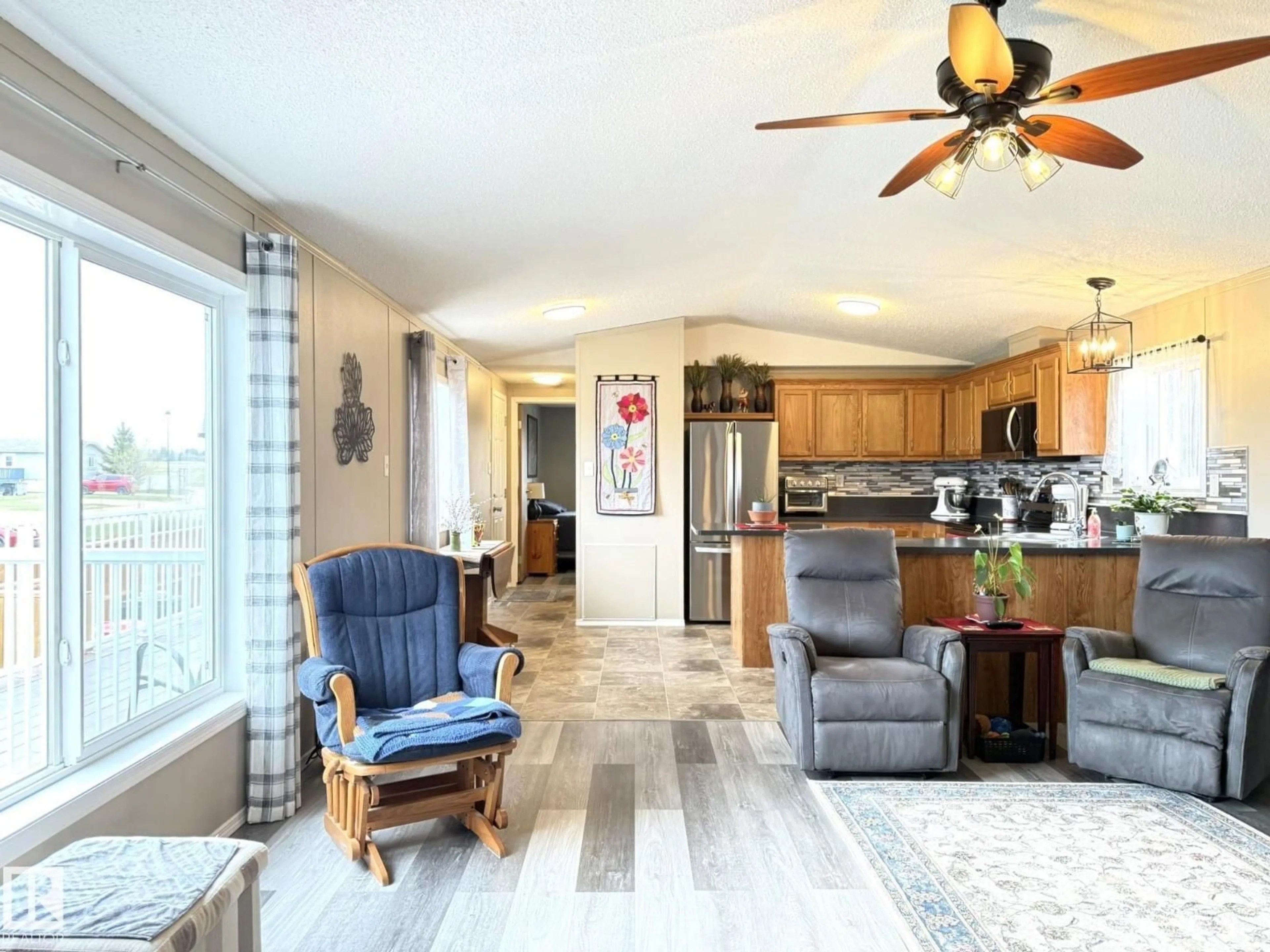 Open concept kitchen, ceramic/tile floor for 17 MIDLAND RD, Millet Alberta T0C1Z0