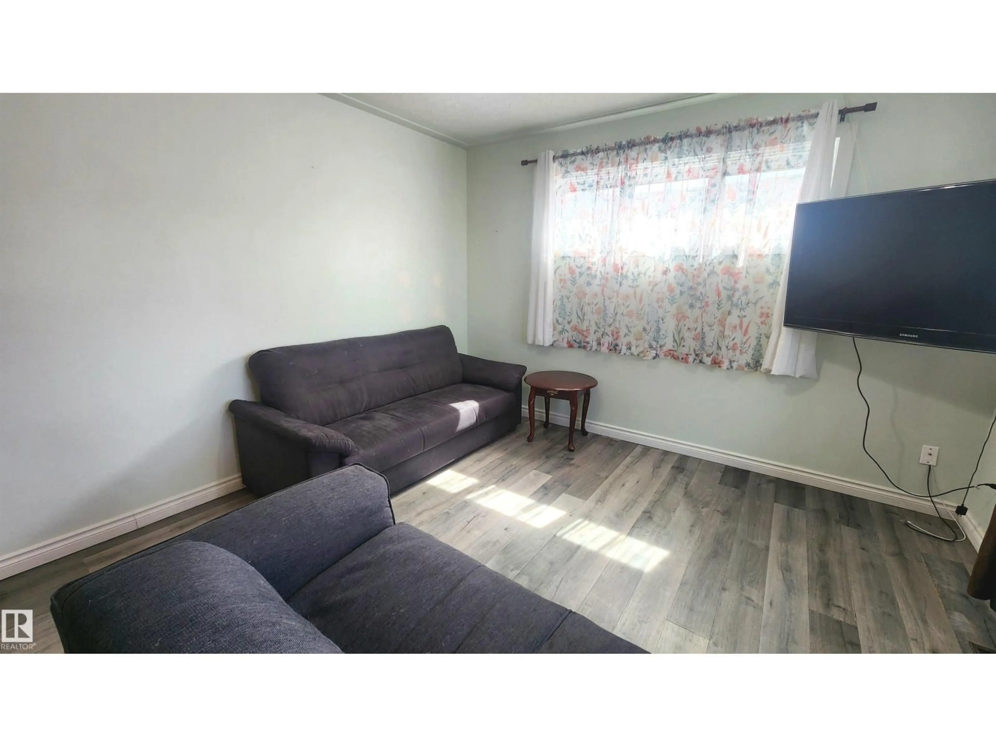 A pic of a room for NW - 12139 81 ST, Edmonton Alberta T5B2S9