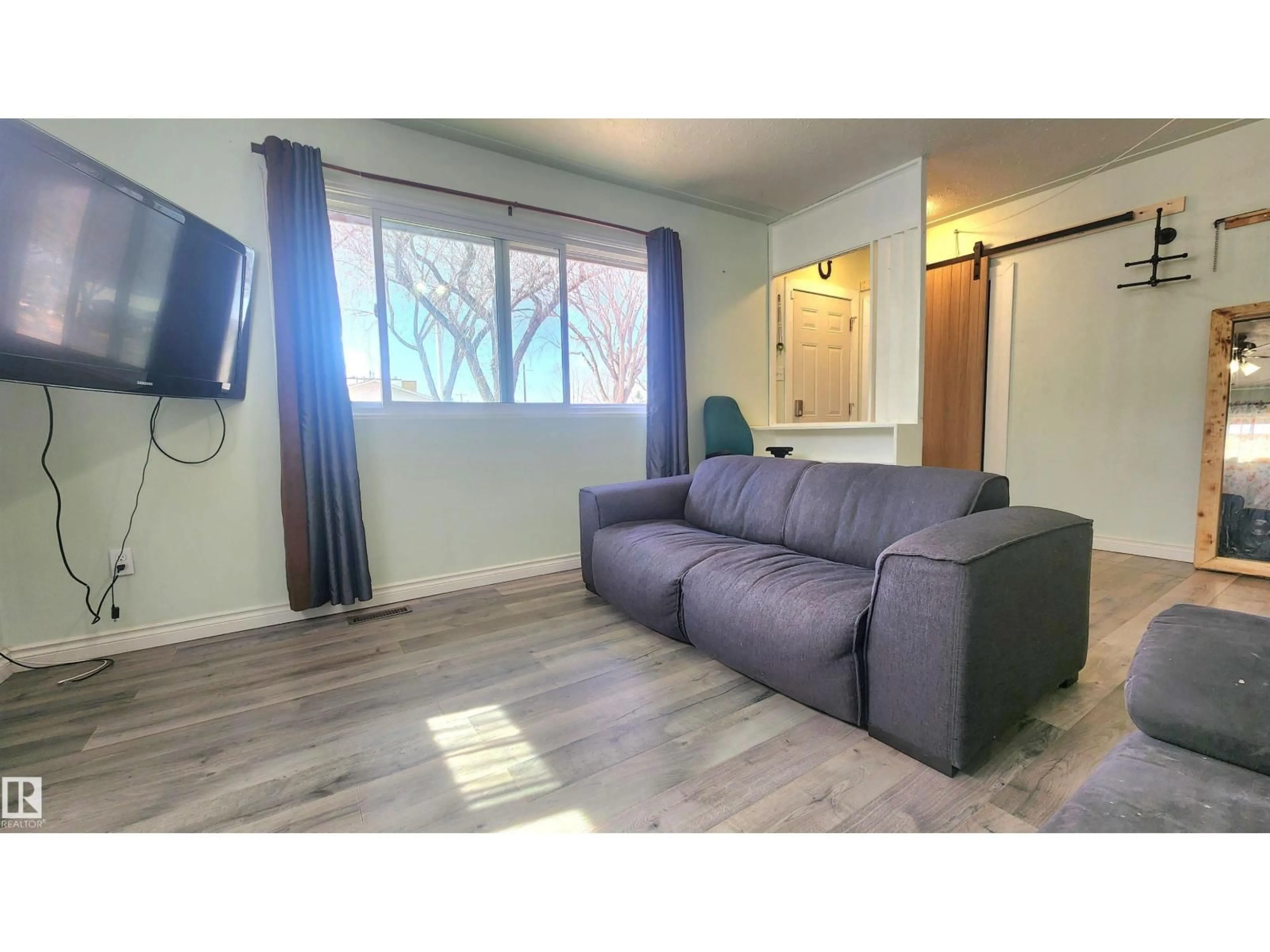 A pic of a room for NW - 12139 81 ST, Edmonton Alberta T5B2S9