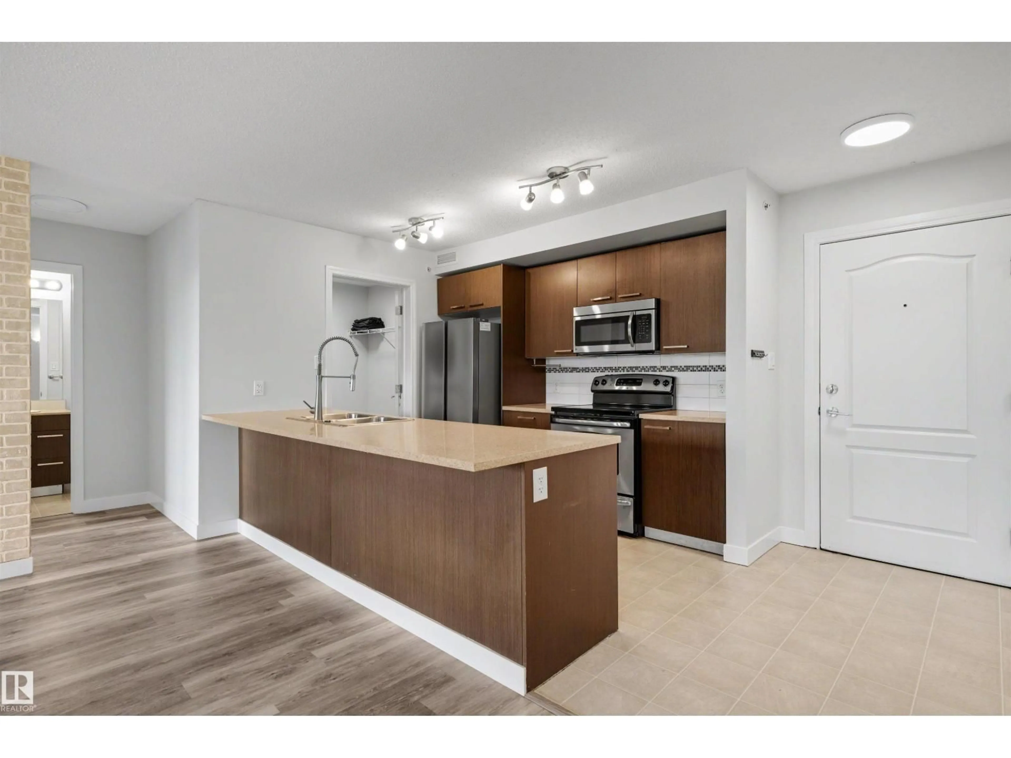 Open concept kitchen, unknown for 2406 - 7343 SOUTH TERWILLEGAR DR, Edmonton Alberta T6R0M2