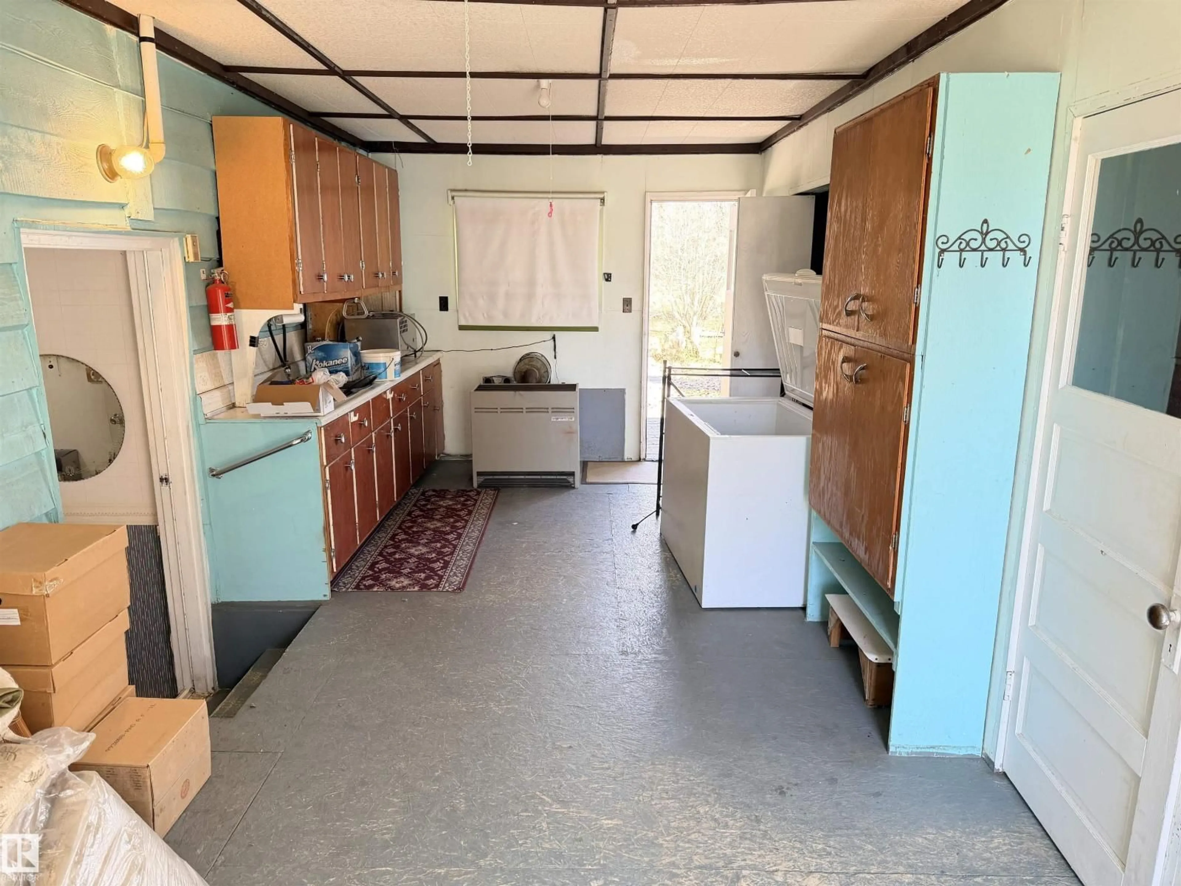 Standard kitchen, unknown for 623043 RGE ROAD 250, Rural Athabasca County Alberta T0G1Z0
