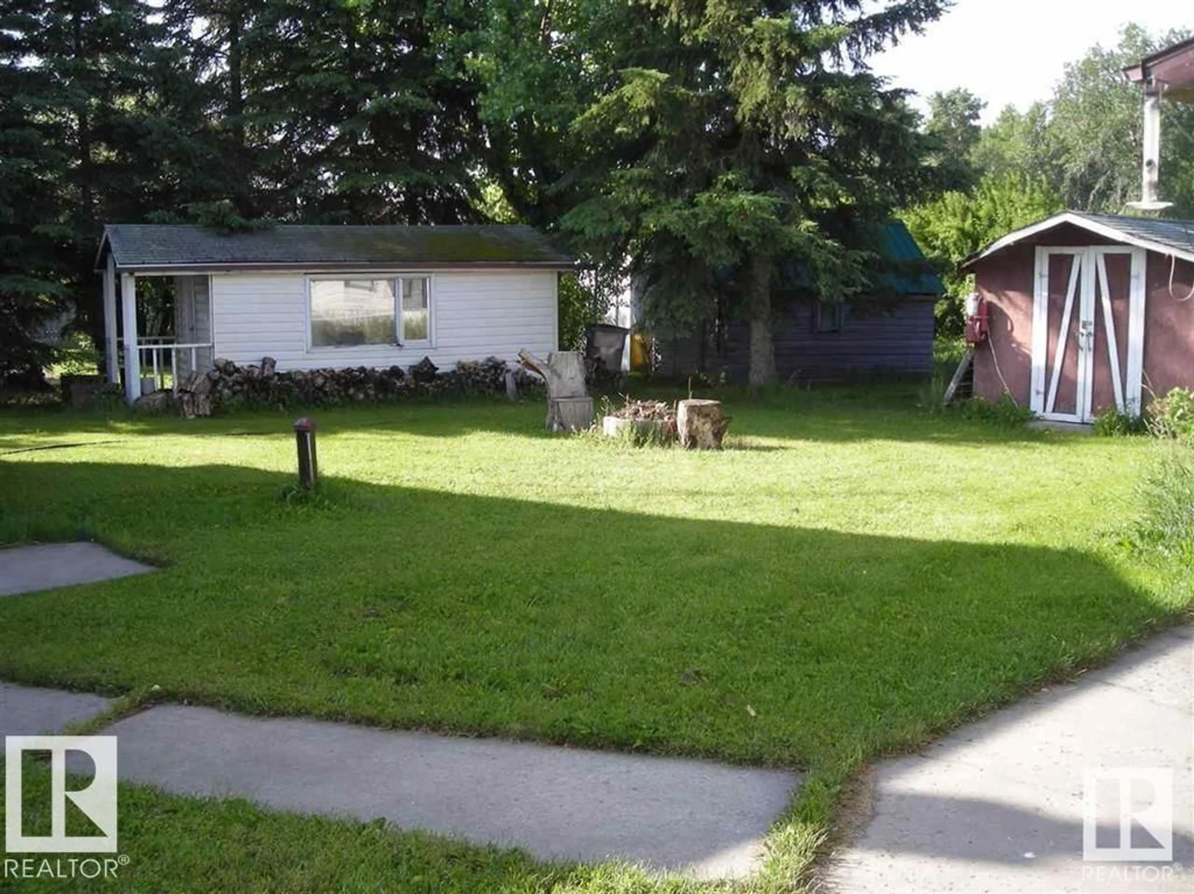 Unknown for 26 LAKESHORE DR, Rural Wetaskiwin County Alberta T0C2V0