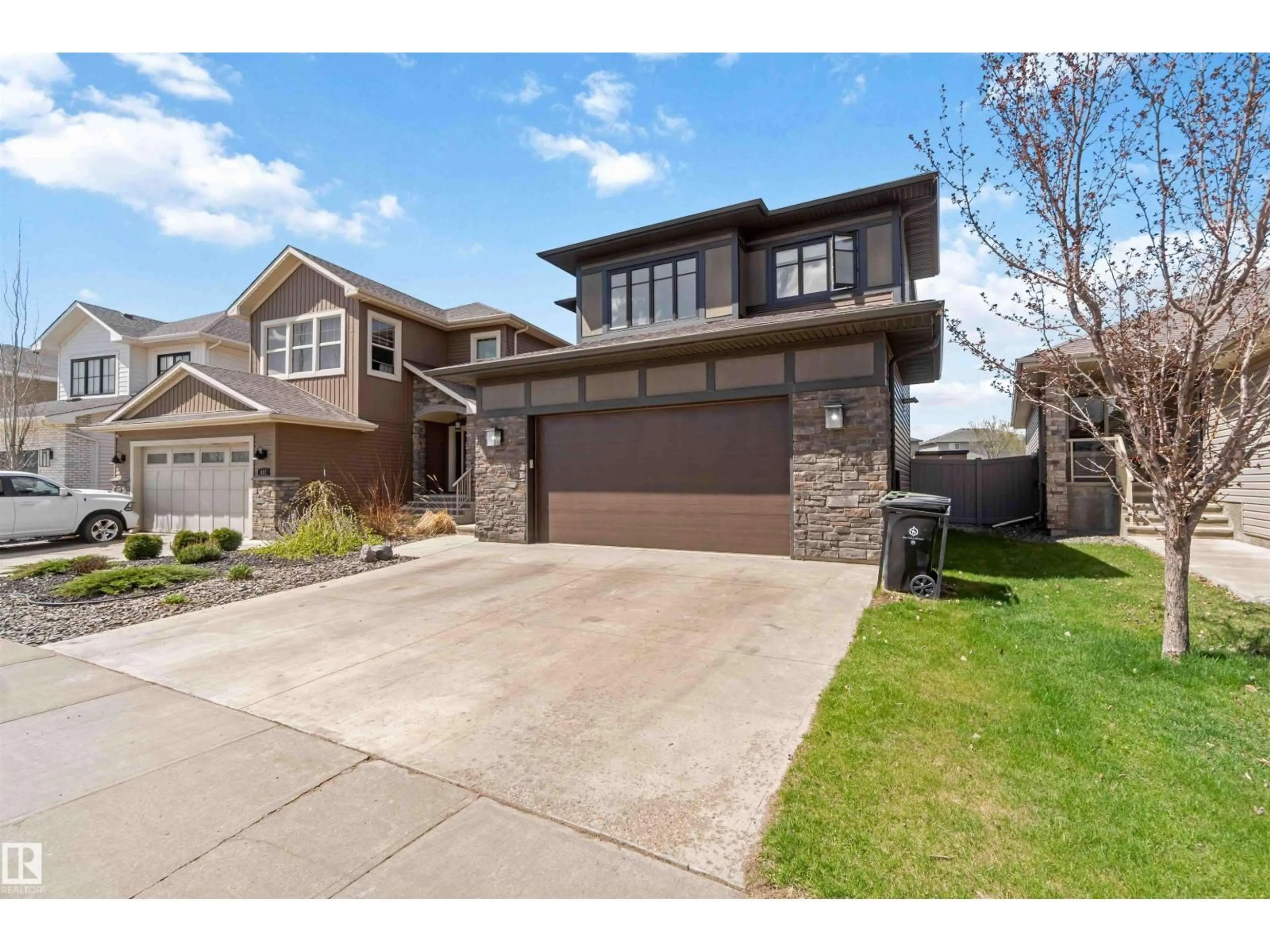 Home with brick exterior material, street for 416 MEADOWVIEW DR, Fort Saskatchewan Alberta T8L0N9