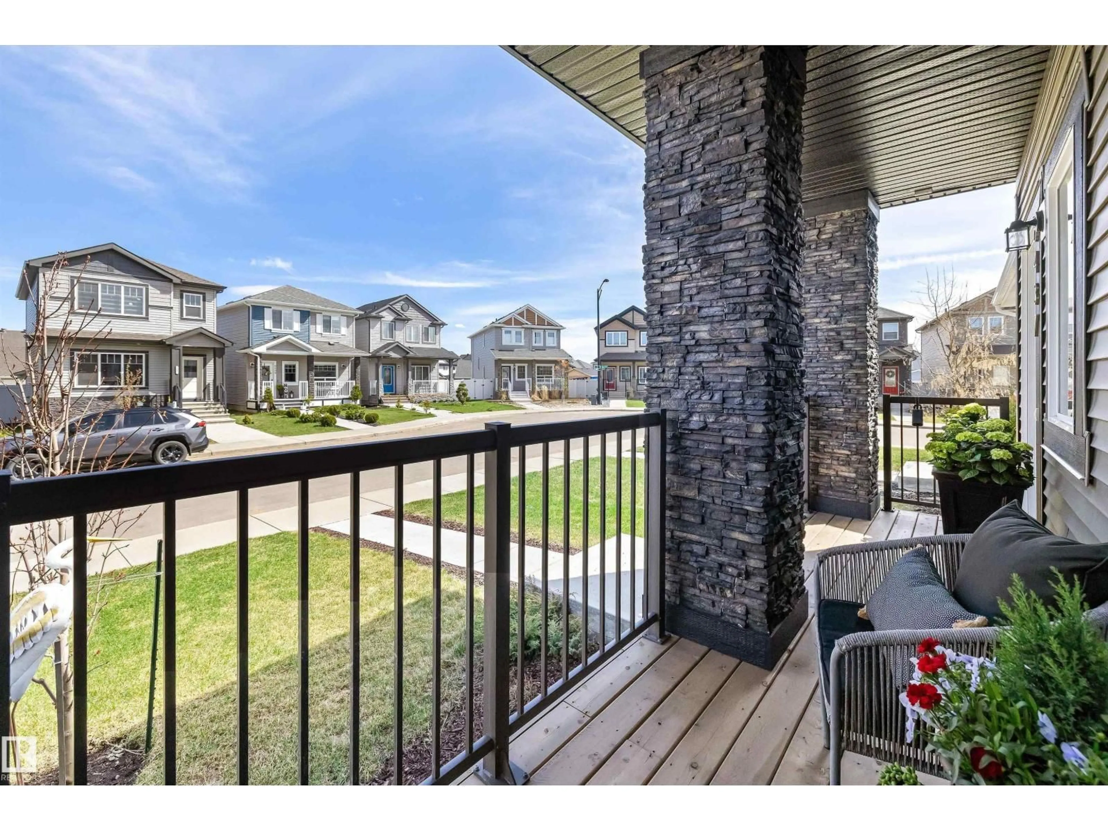 Patio, water/lake/river/ocean view for 6437 177A AV, Edmonton Alberta T5Y3X4