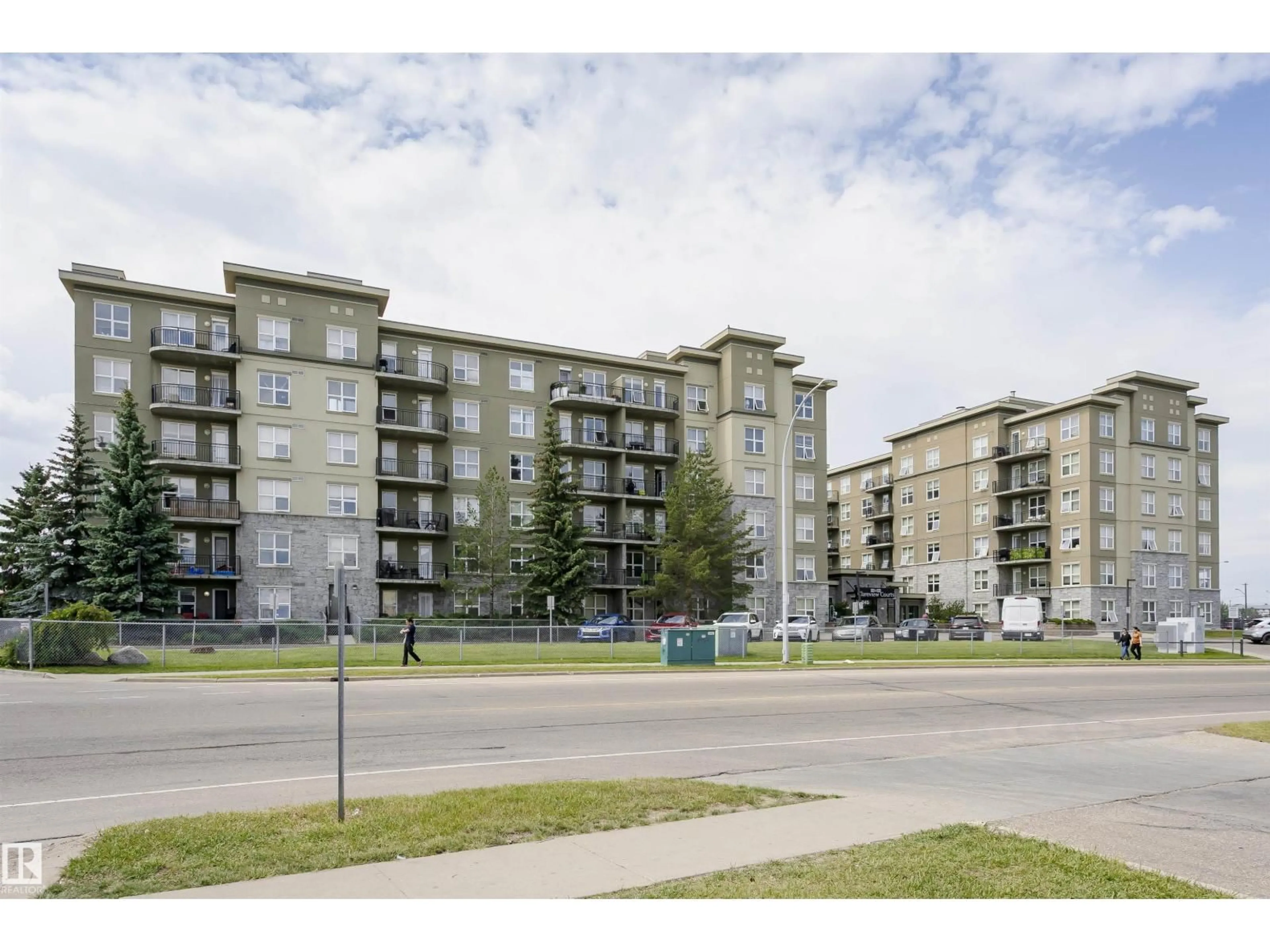 Unknown for #1-402 - 4245 139 AV, Edmonton Alberta T5Y3E8