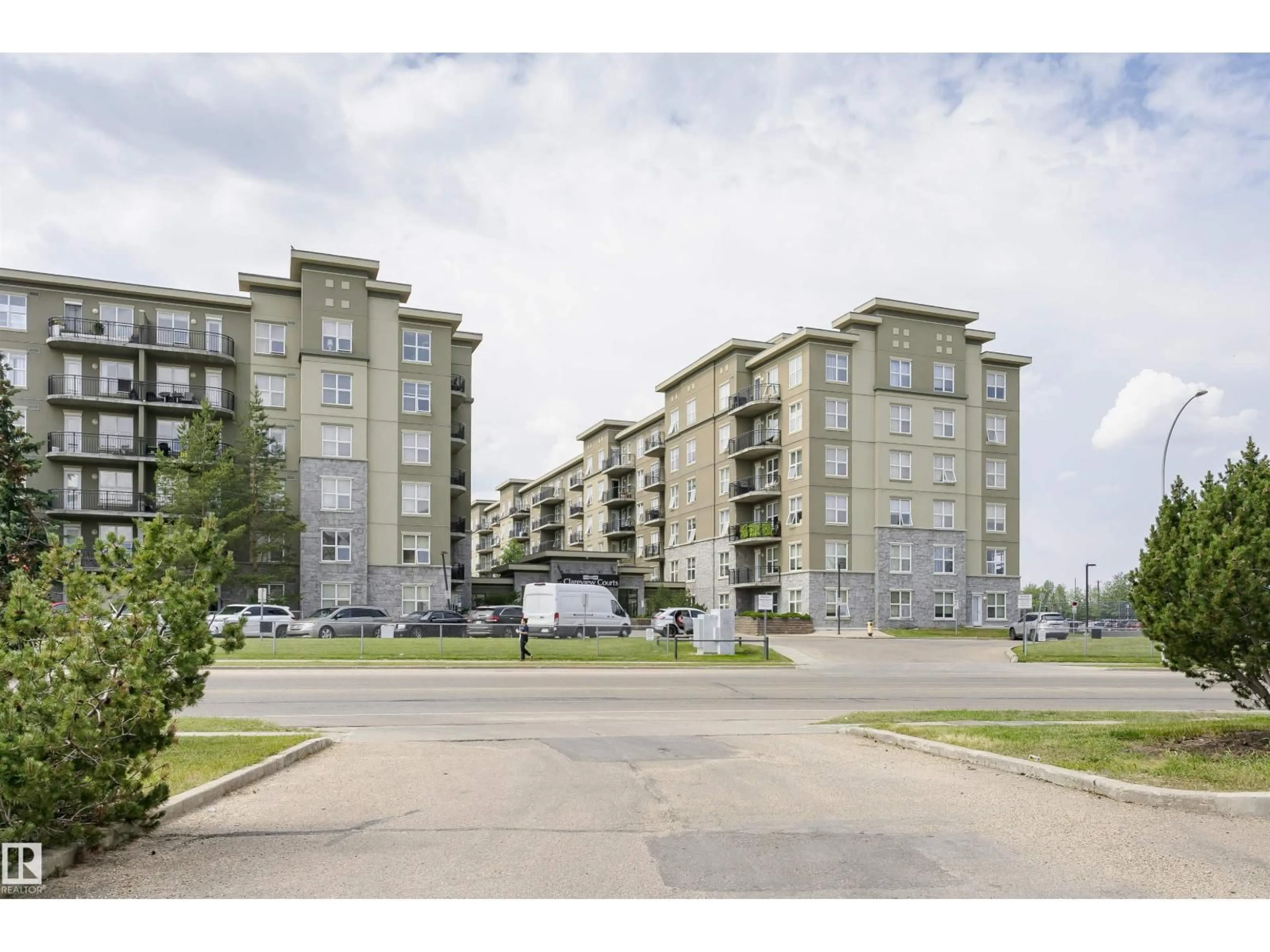 Unknown for #1-402 - 4245 139 AV, Edmonton Alberta T5Y3E8