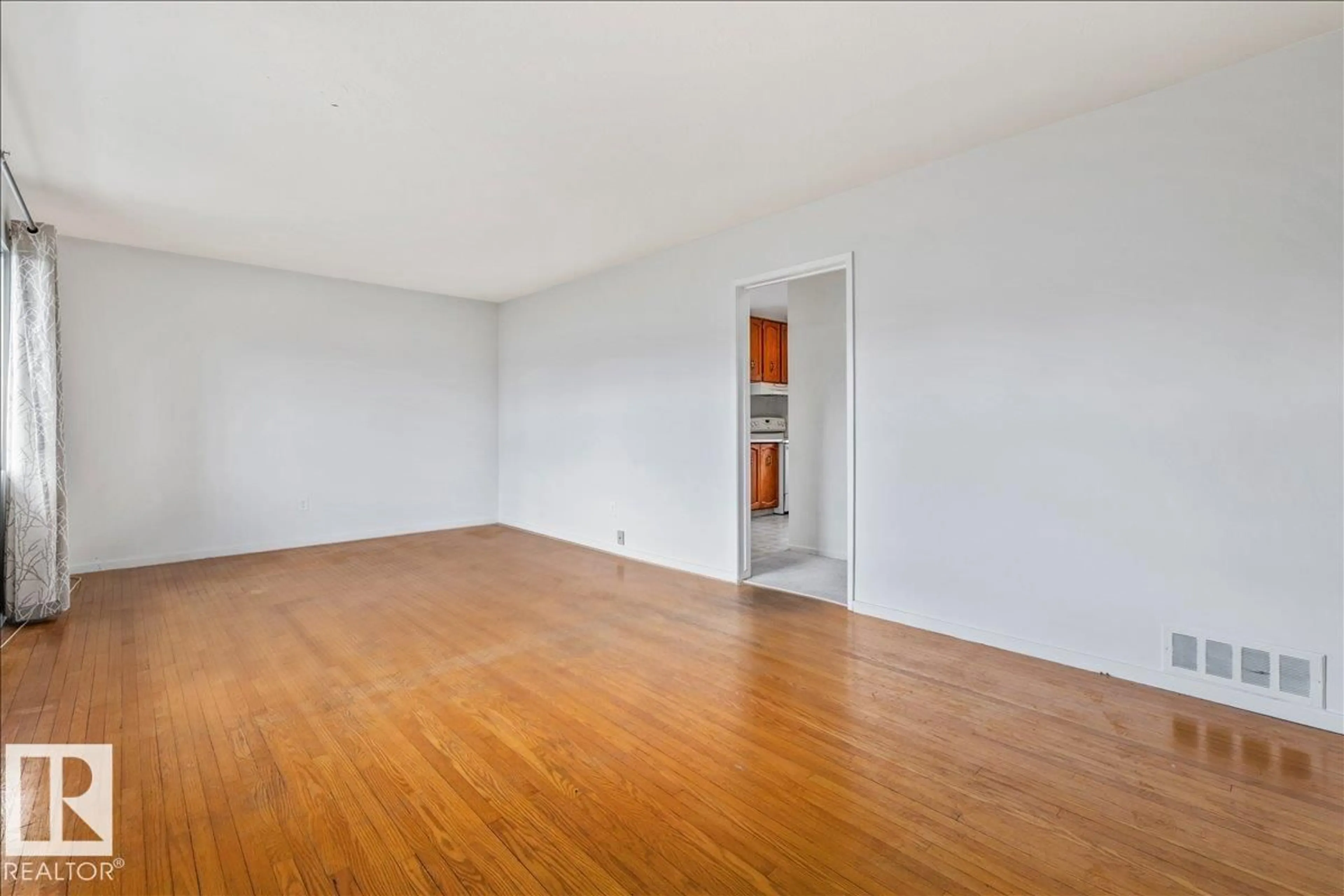 A pic of a room for 24 ELIZABETH DR, Fort Saskatchewan Alberta T8L2M4