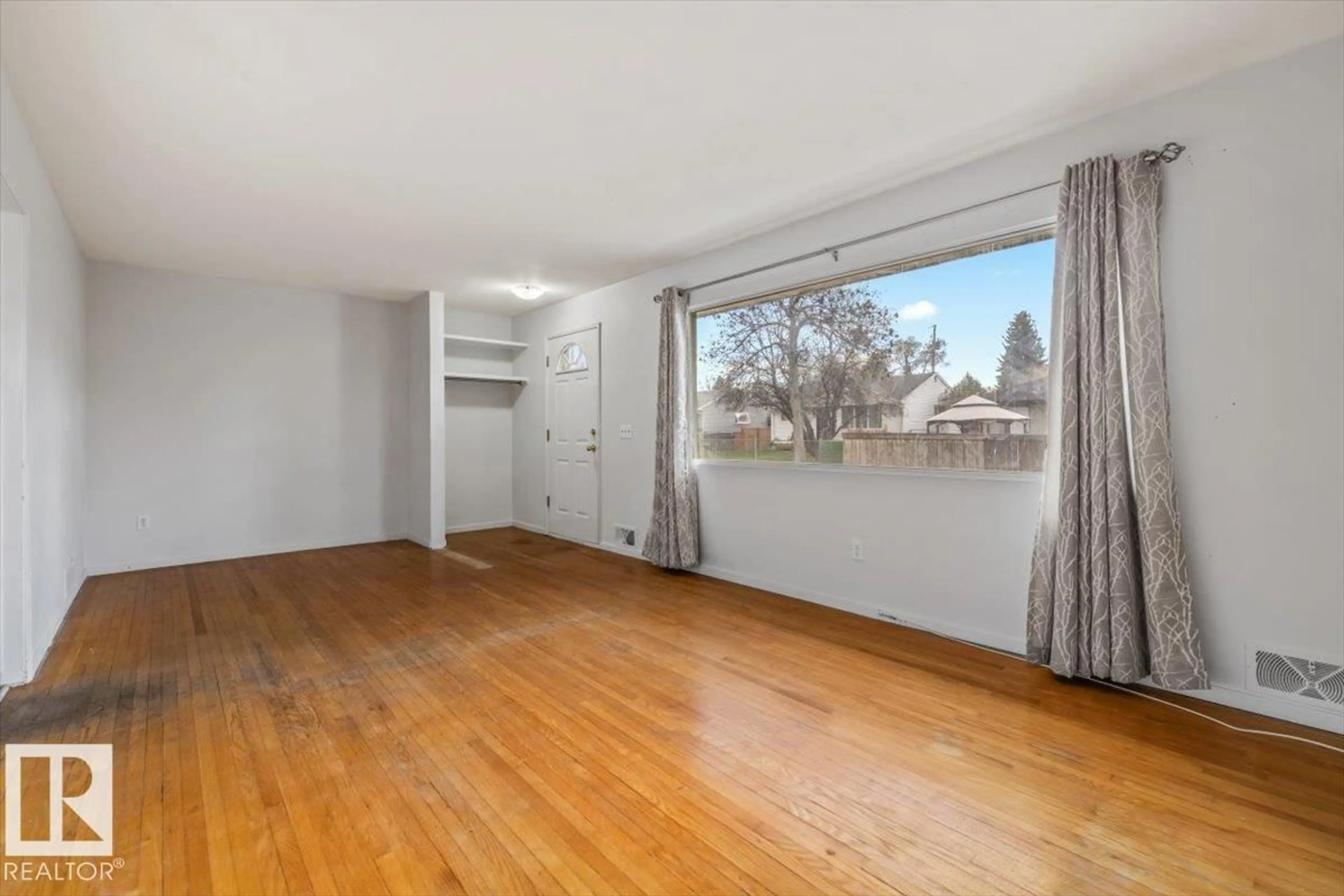 A pic of a room for 24 ELIZABETH DR, Fort Saskatchewan Alberta T8L2M4