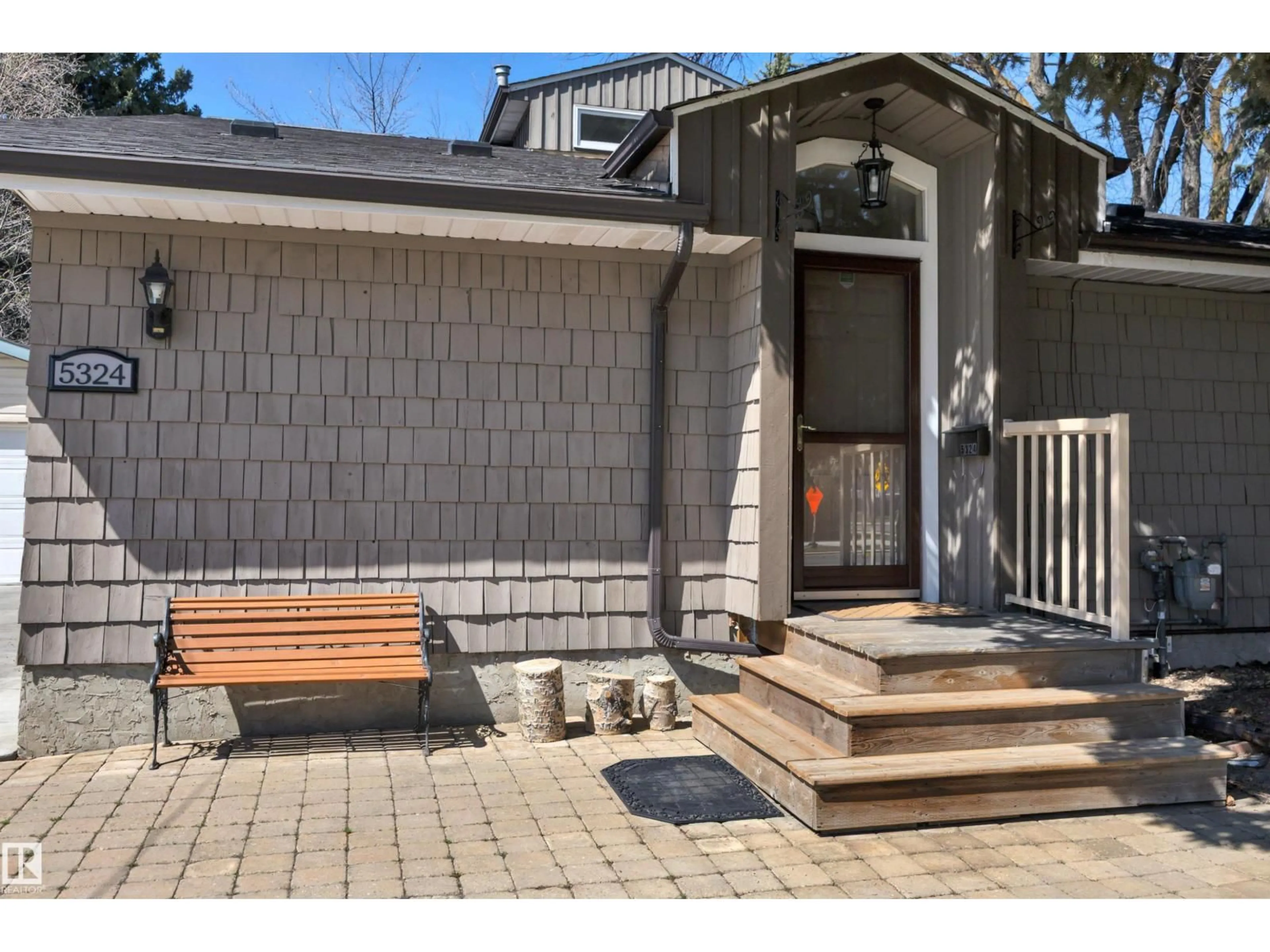 Unknown for 5324 109 ST, Edmonton Alberta T6H3A4
