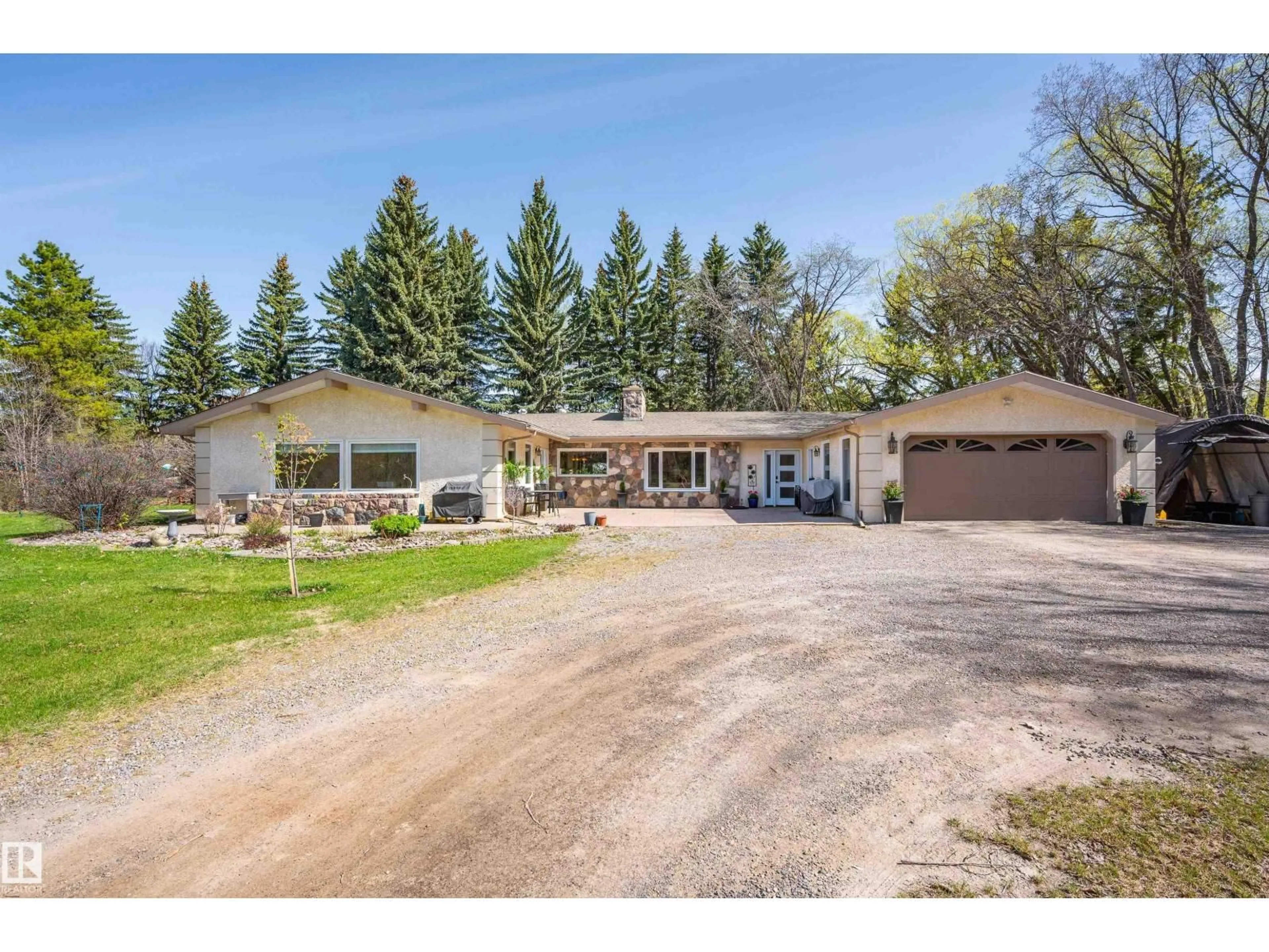 A pic from outside/outdoor area/front of a property/back of a property/a pic from drone, street for 22560 - 116 WYE RD, Rural Strathcona County Alberta T8A4T5