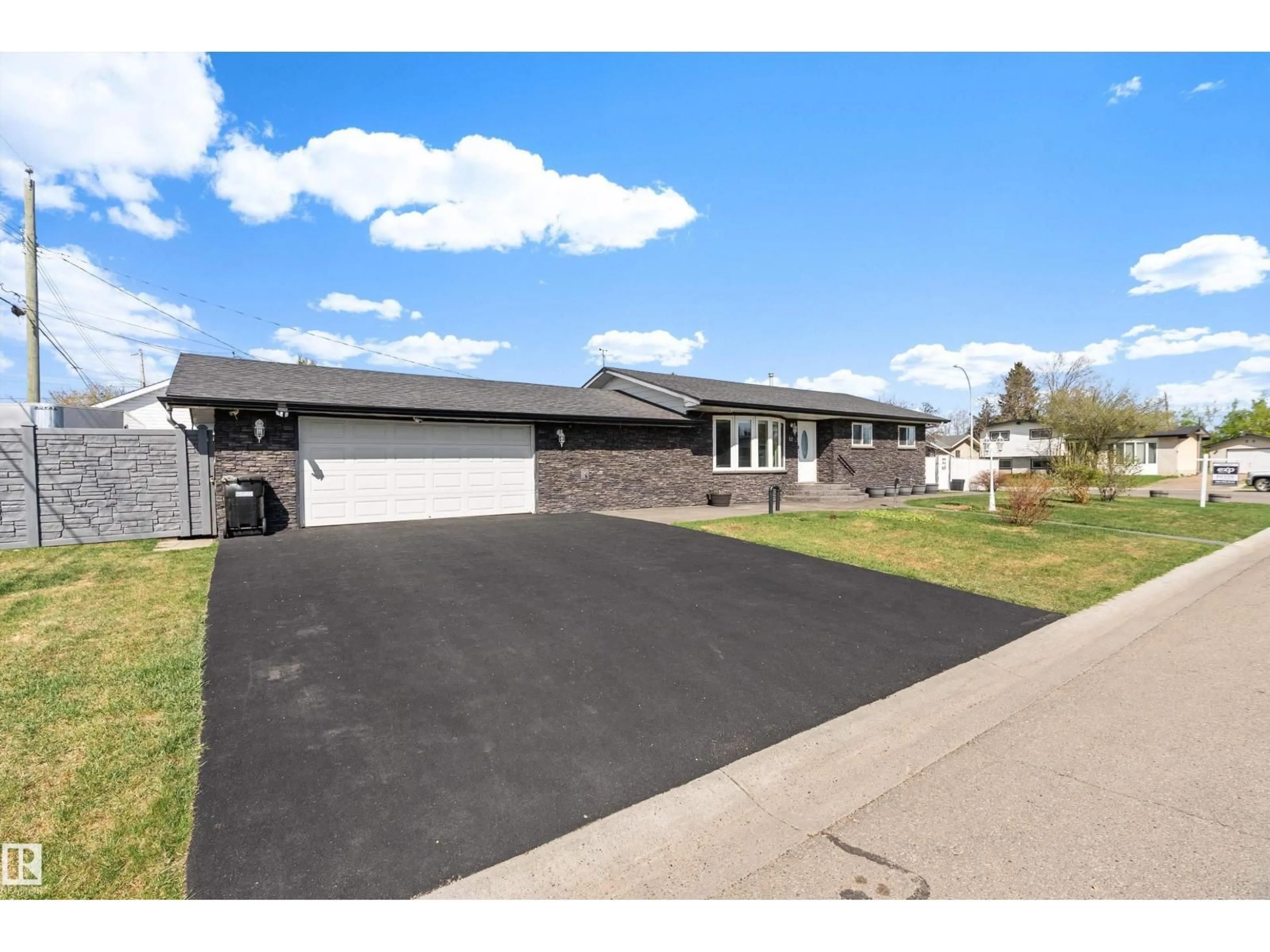 Unknown for 17 CAMELOT AV, Leduc Alberta T9E4M4